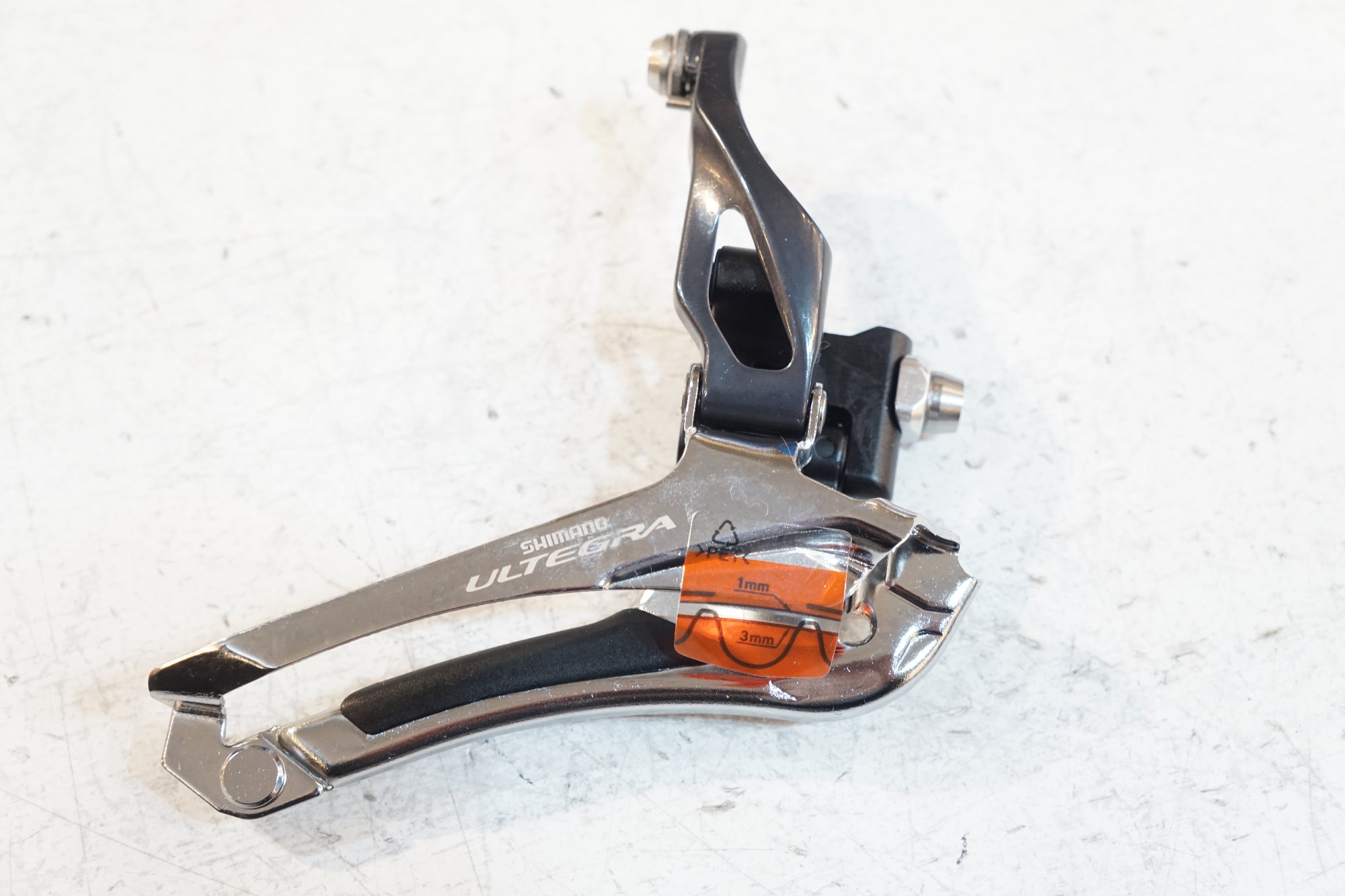 SHIMANO 「シマノ」 ULTEGRA FD-6800 フロントディレイラー / バイチャリ浦和ベース