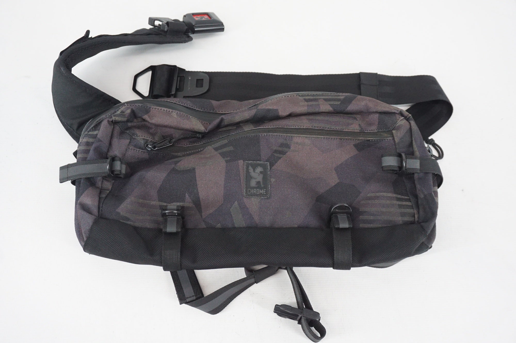 CHROME 「クローム」 KADET SLING BAG ボディバッグ / 阪急塚口店