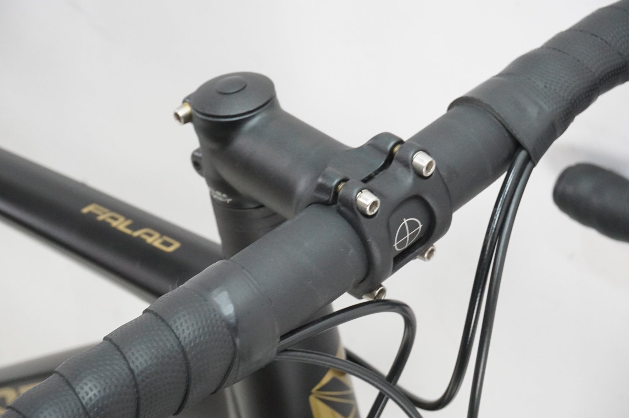 NESTO 「ネスト」 FALAD PRO 2023年モデル ロードバイク / 大宮店