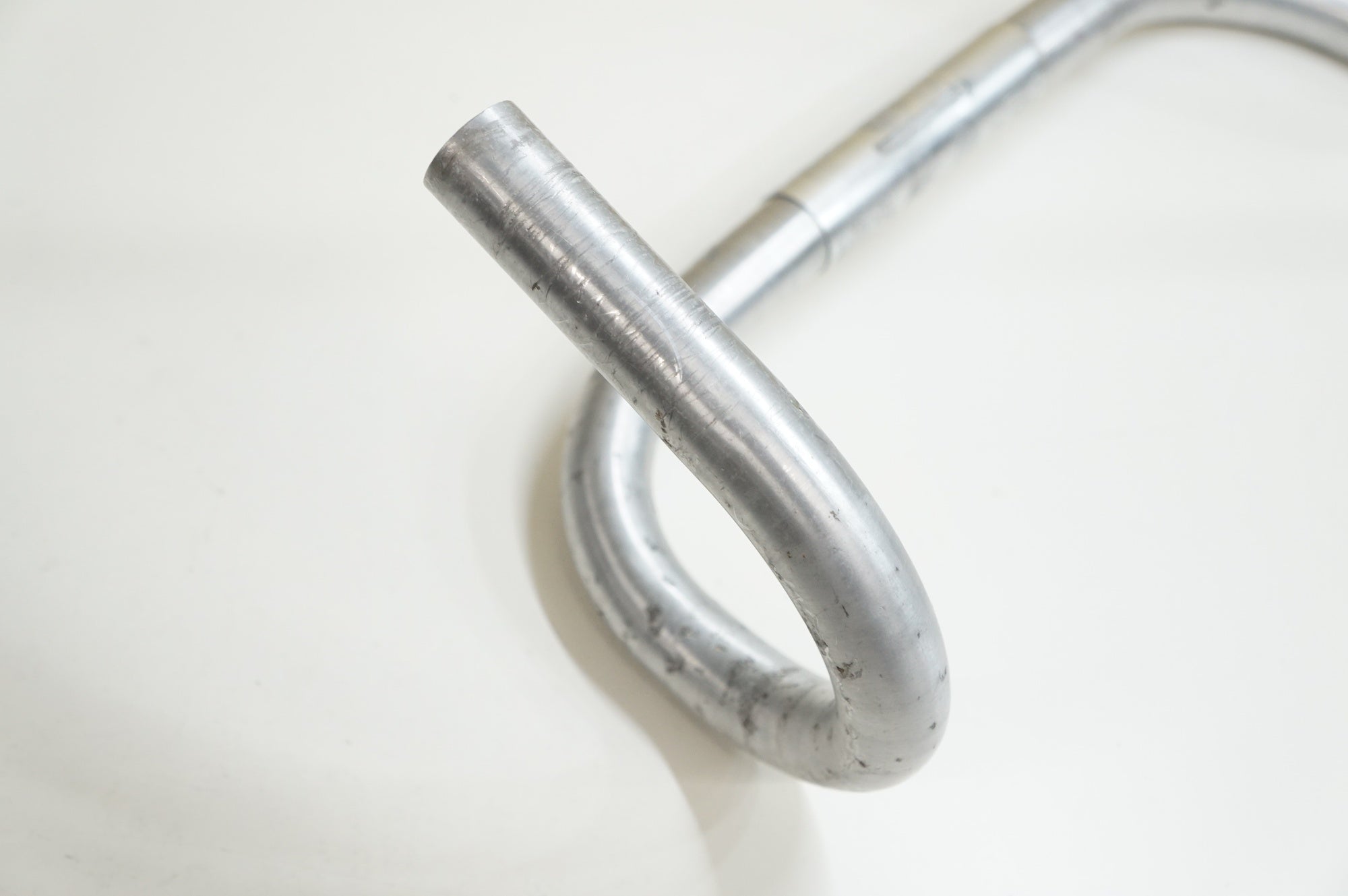 NITTO 「ニットー」 GRANDRAUNDONEUR 135 φ25.4 370mm ハンドル / 大宮店