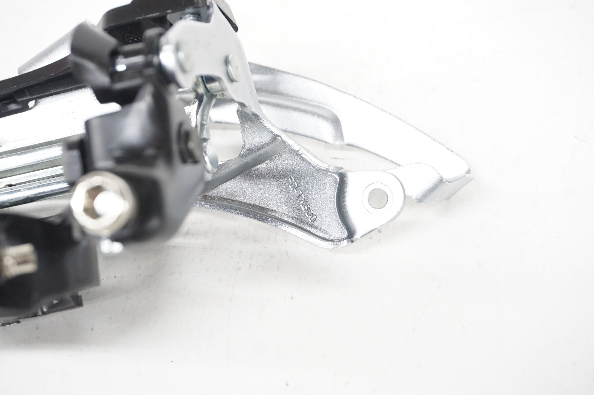 SHIMANO 「シマノ」 TOURNEY TX FD-TX800 フロントディレイラー / 阪急塚口店