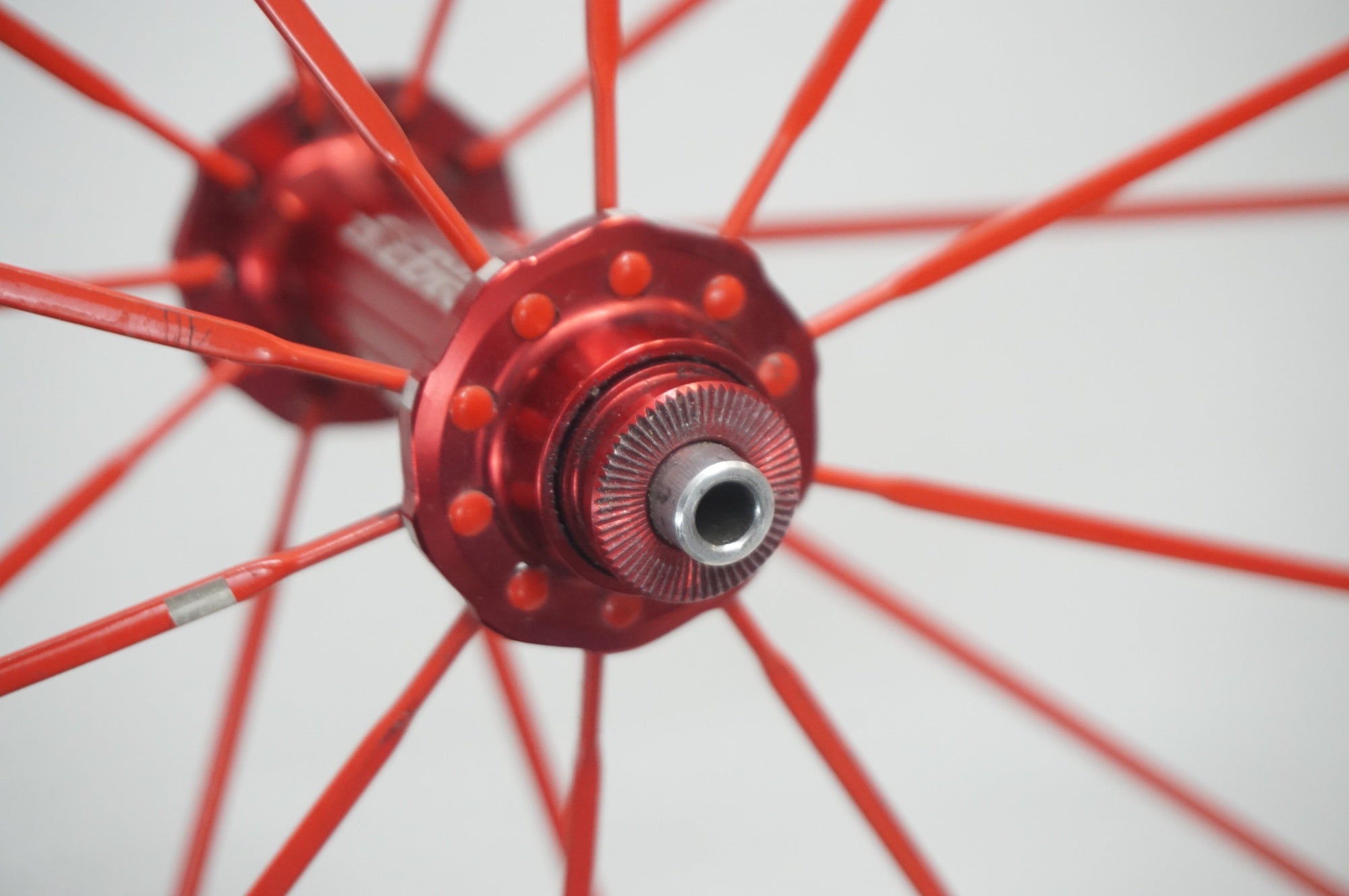 AVEDIO 「エヴァディオ」 CX22 シマノ11速 ホイールセット / 福岡店