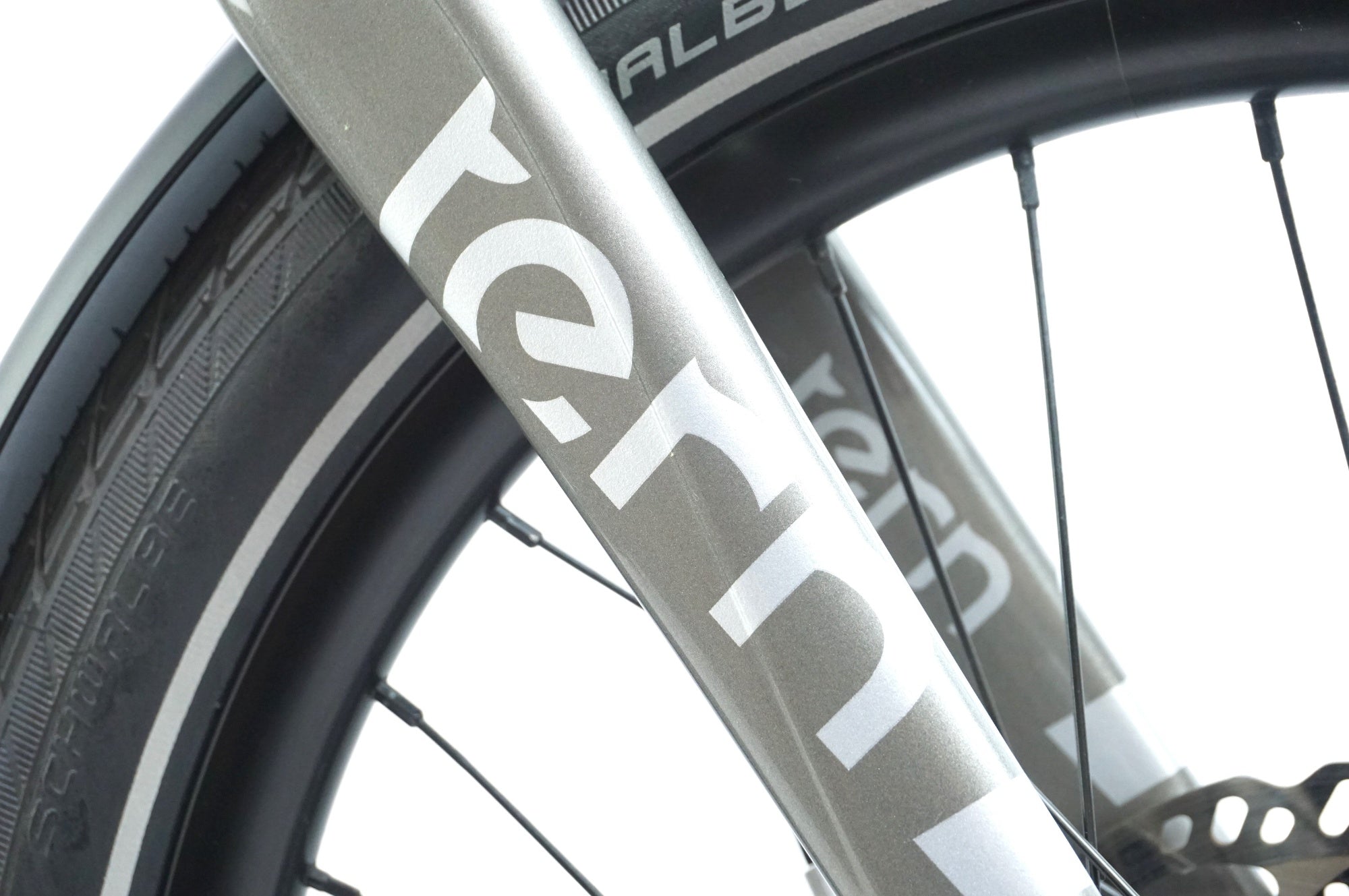 TERN 「ターン」 VEKTRON S10 2024年モデル 20インチ 電動アシスト自転車 / 中目黒店