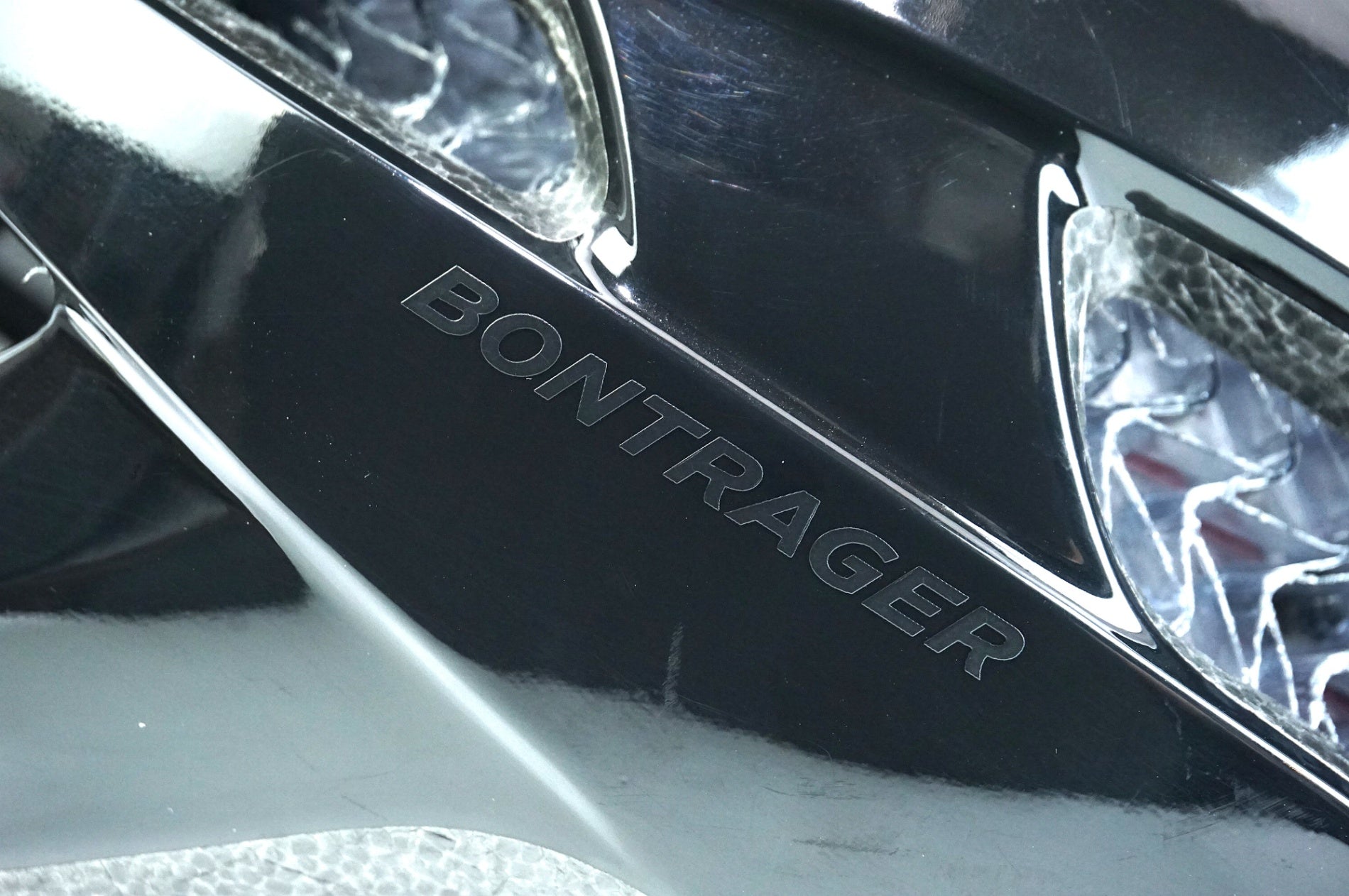 BONTRAGER STARVOS WAVECEL ASIA FIT S/Mサイズ ヘルメット / 中目黒店