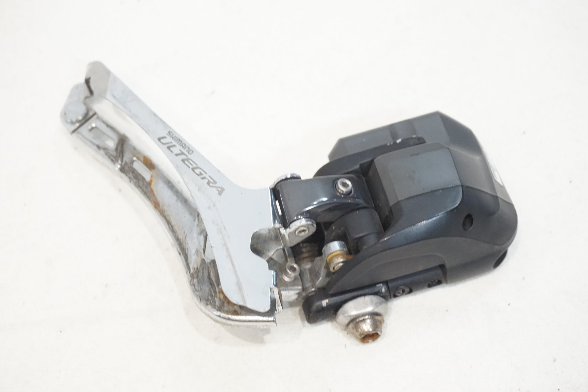 SHIMANO 「シマノ」 ULTEGRA 6770 Di2 コンポ3点(ST,FD,RD) +バッテリー,充電器,ジャンクション セット / 横浜戸塚店