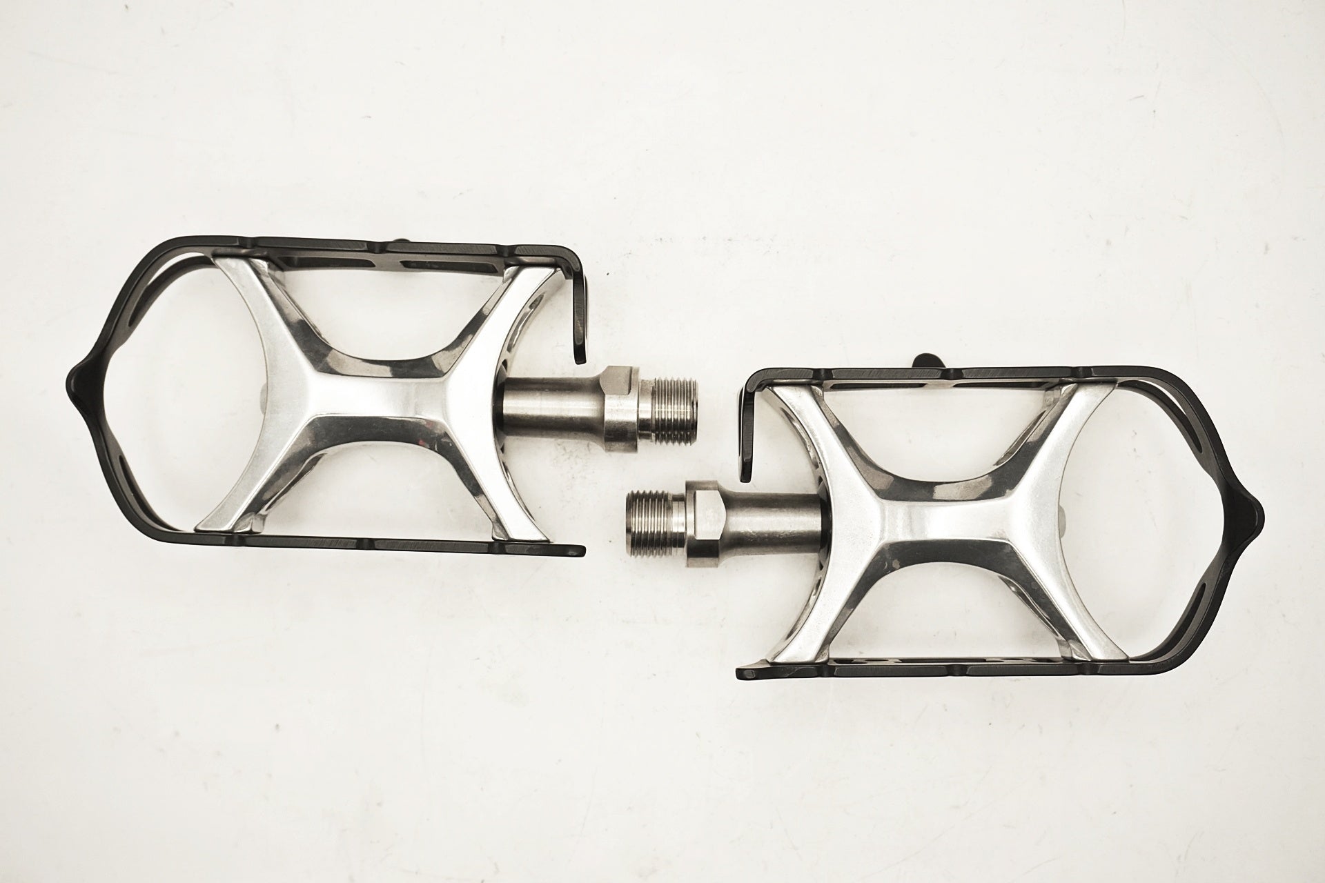 SUNTOUR 「サンツアー」 SUPERBE PRO ペダル / 有明ガーデン店