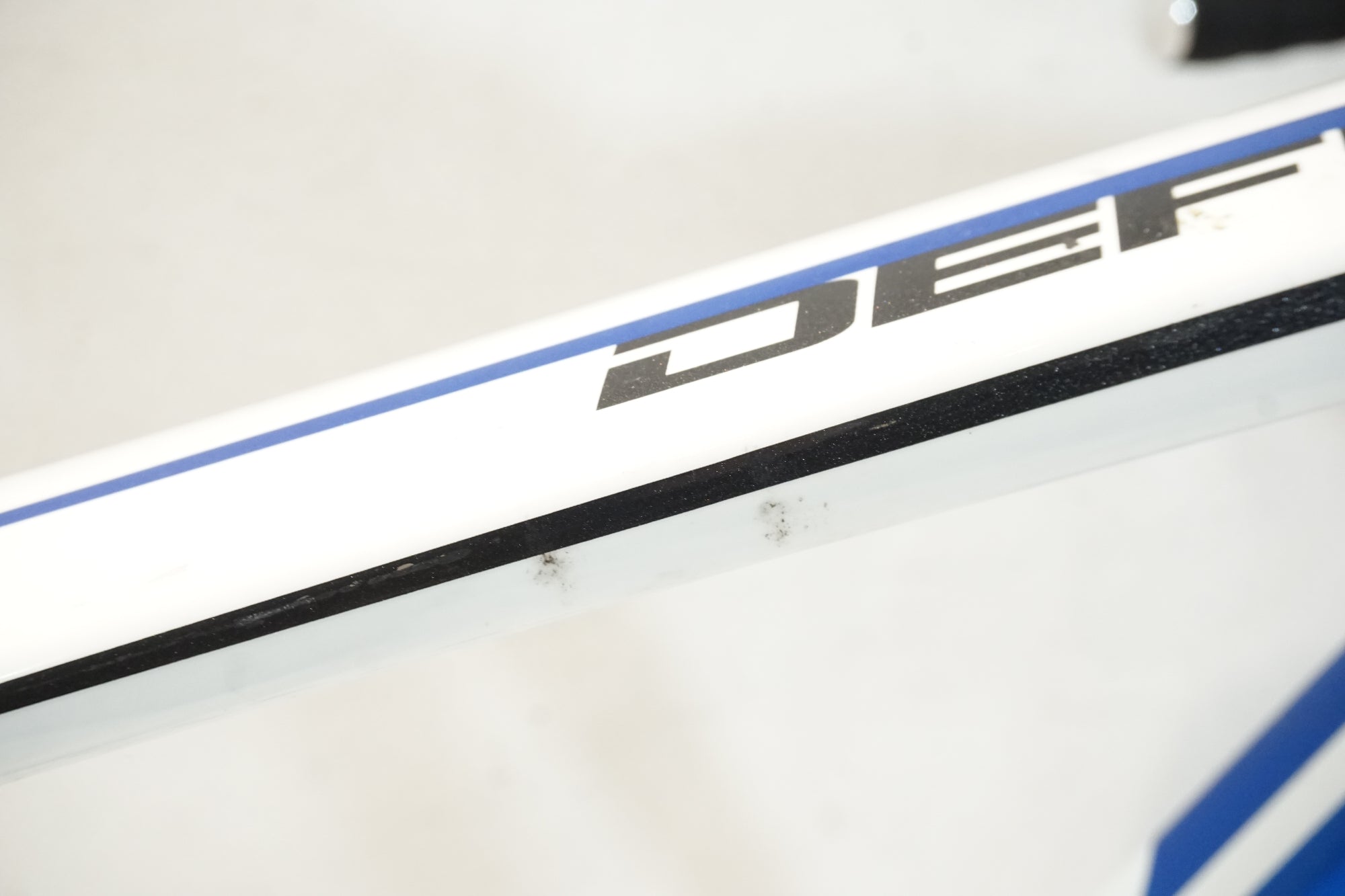GIANT 「ジャイアント」 DEFY 1 2012年モデル ロードバイク / 横浜戸塚店