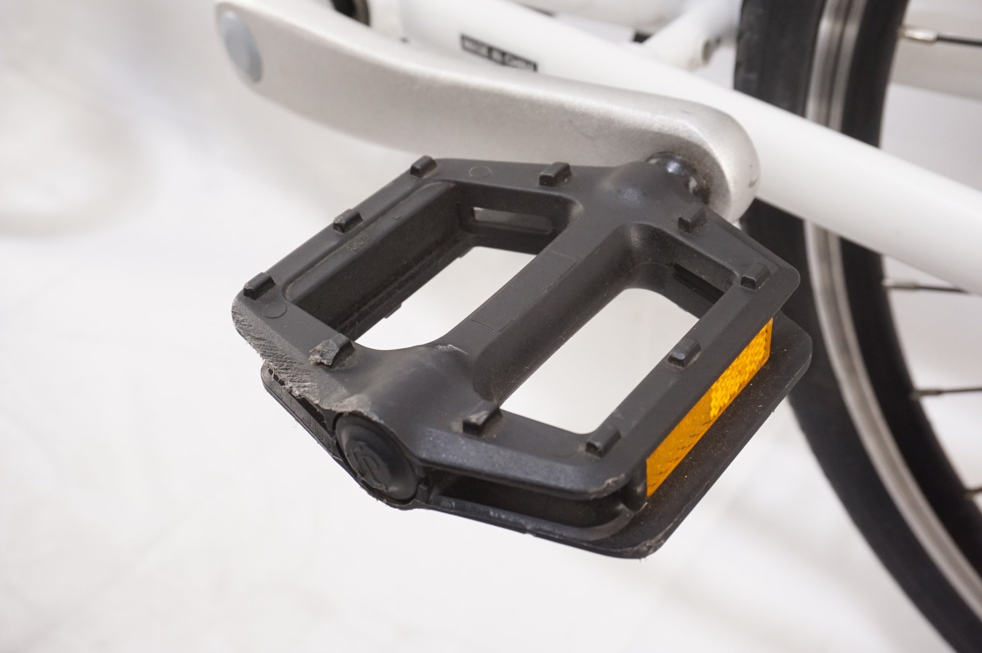 LOUIS GARNEAU 「ルイガノ」 EASEL SS 2023年モデル 20インチ ミニベロ / 中目黒店
