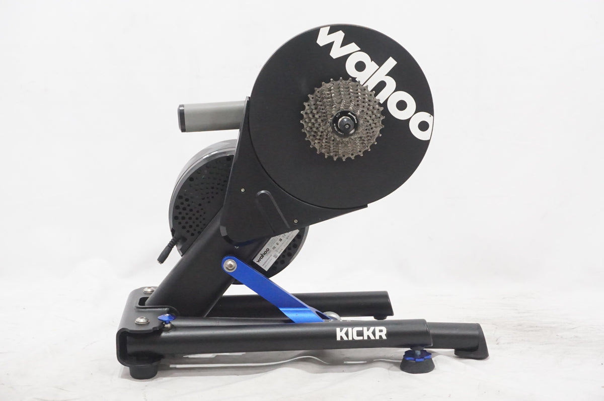 WAHOO 「ワフー」 KICKR V4 WF113 スマートトレーナー / AKIBA店