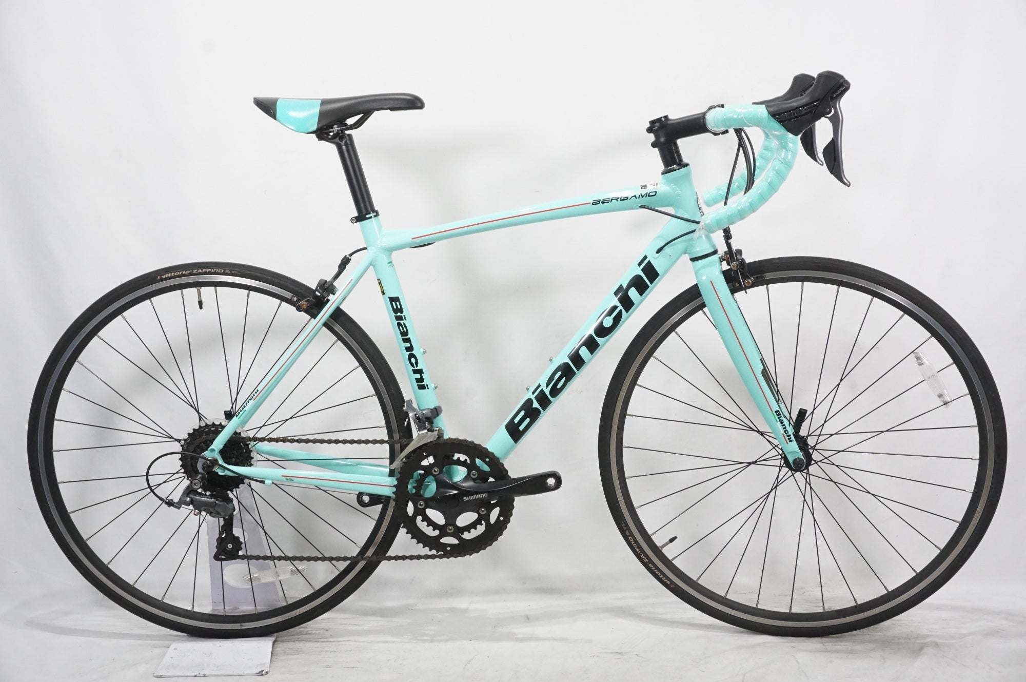 BIANCHI 「ビアンキ」 BERGAMO 2025年モデル ロードバイク