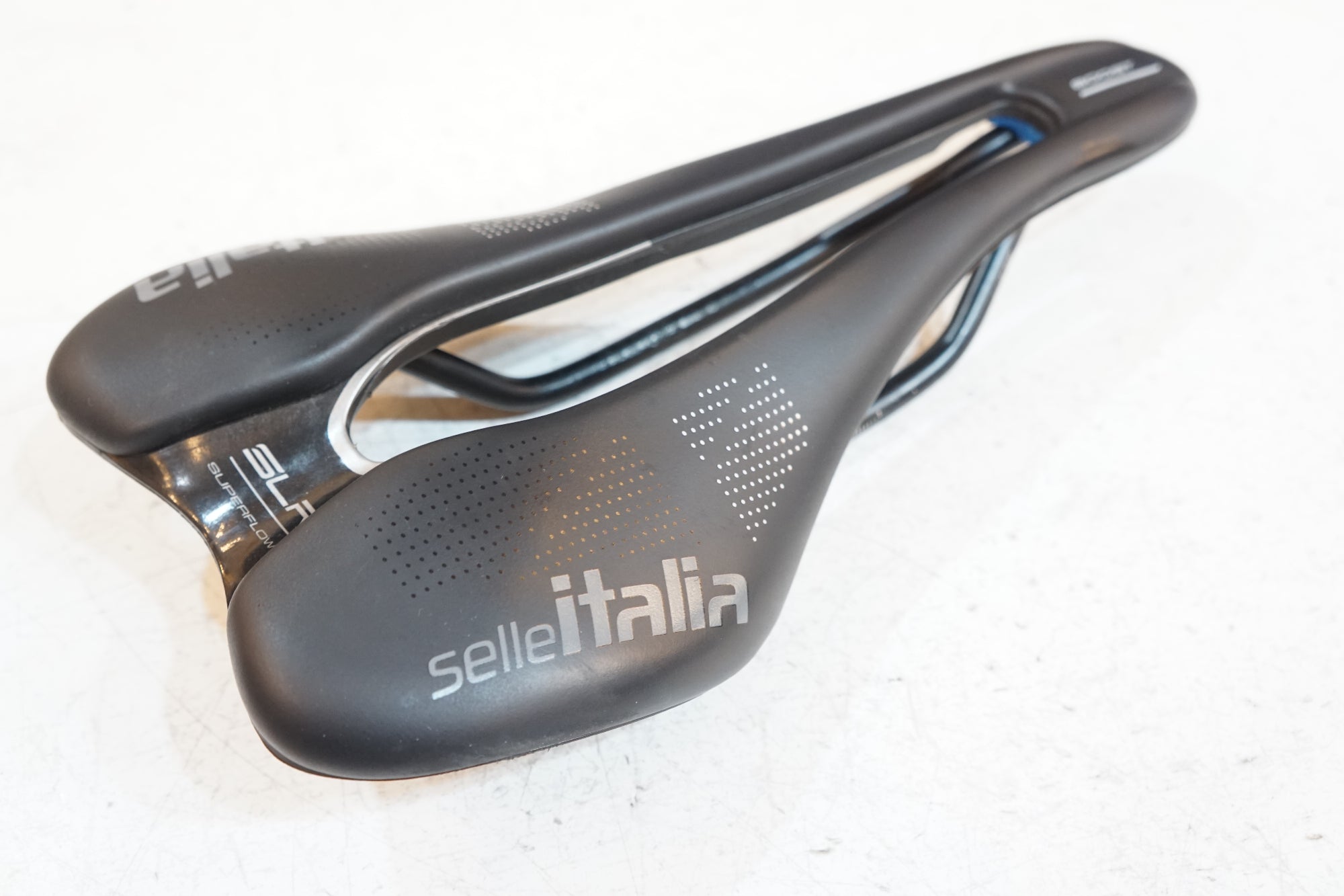 SELLE ITALIA 「セラ イタリア」 SLR サドル / バイチャリ浦和ベース