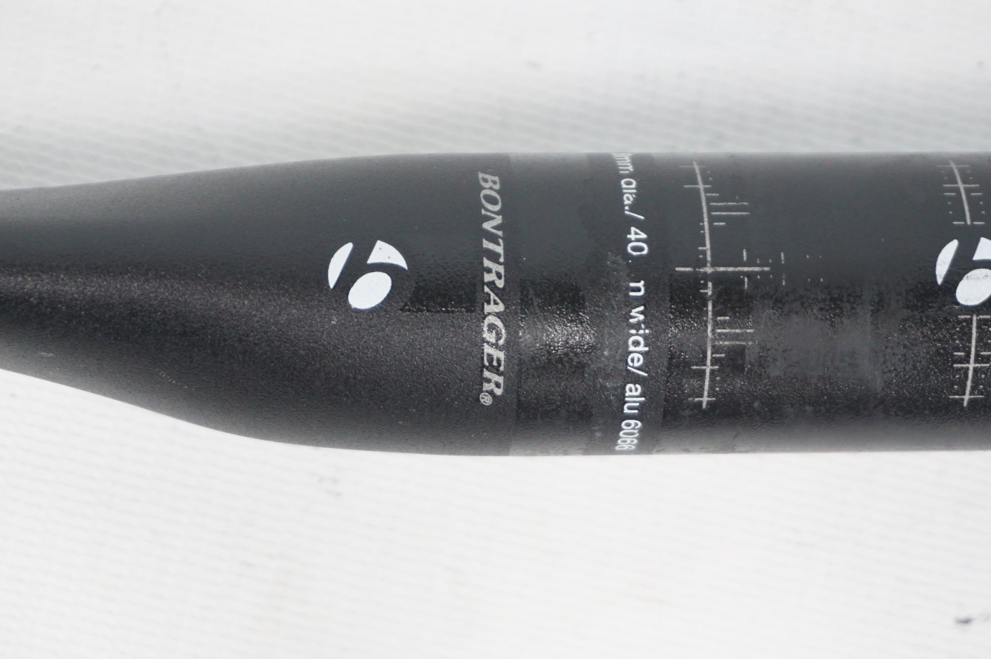 BONTRAGER 「ボントレガー」 RL Φ31.8 400mm ハンドル / 阪急塚口店