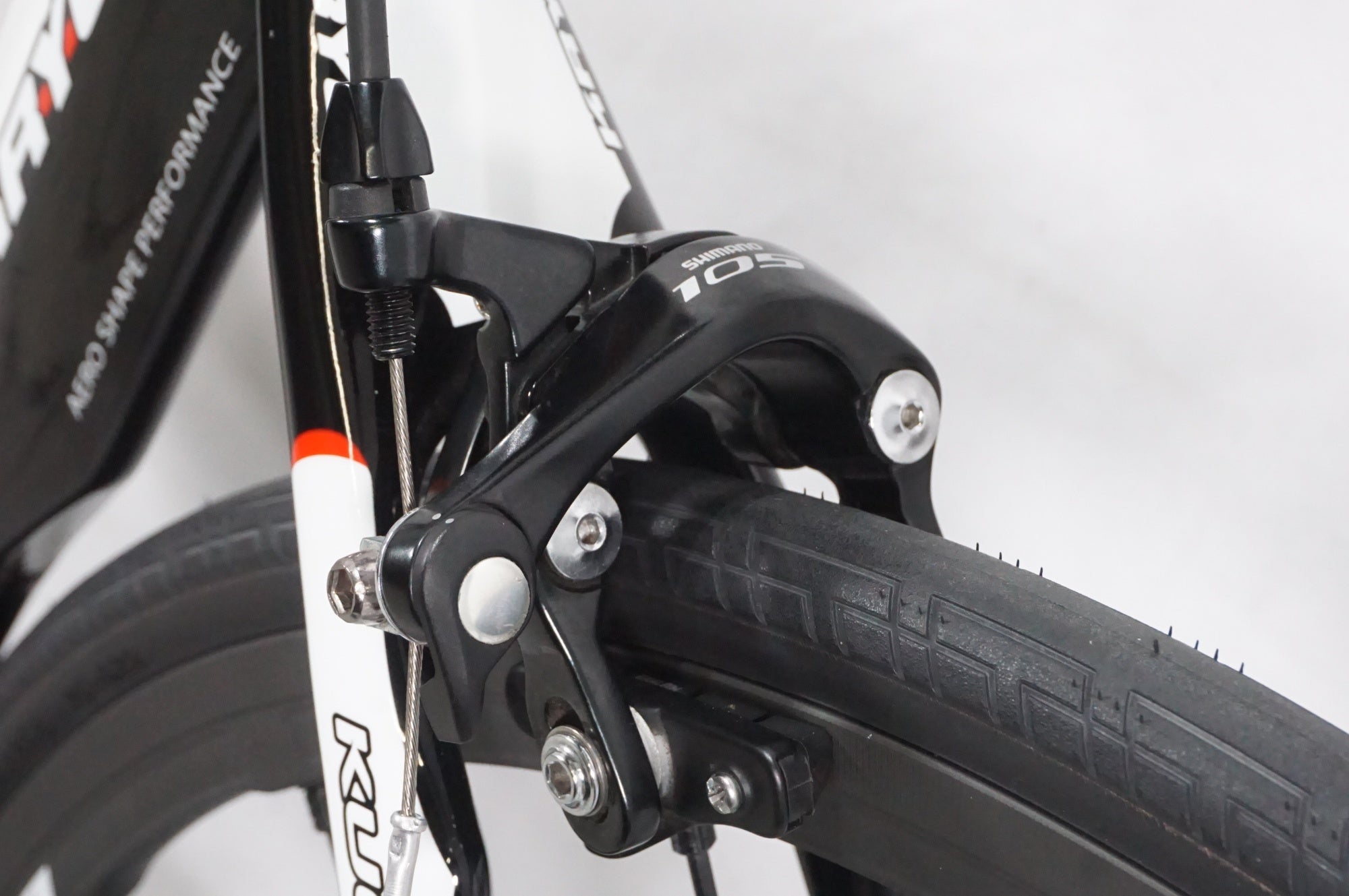 KUOTA 「クオータ」 KRYON 105 2015年モデル ロードバイク / AKIBA店