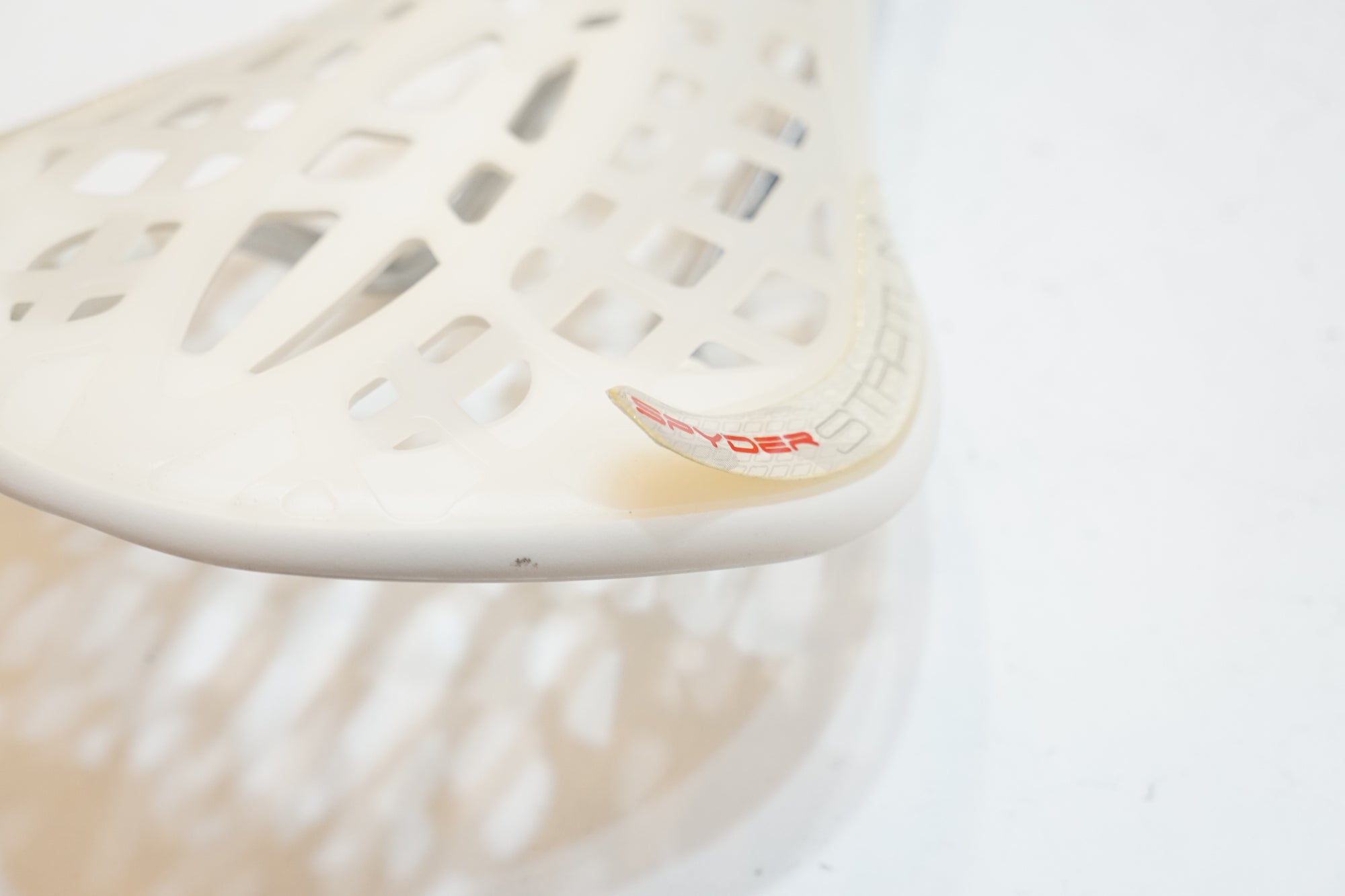 TIOGA 「タイオガ」 SPYDER STRATUM サドル / バイチャリ浦和ベース