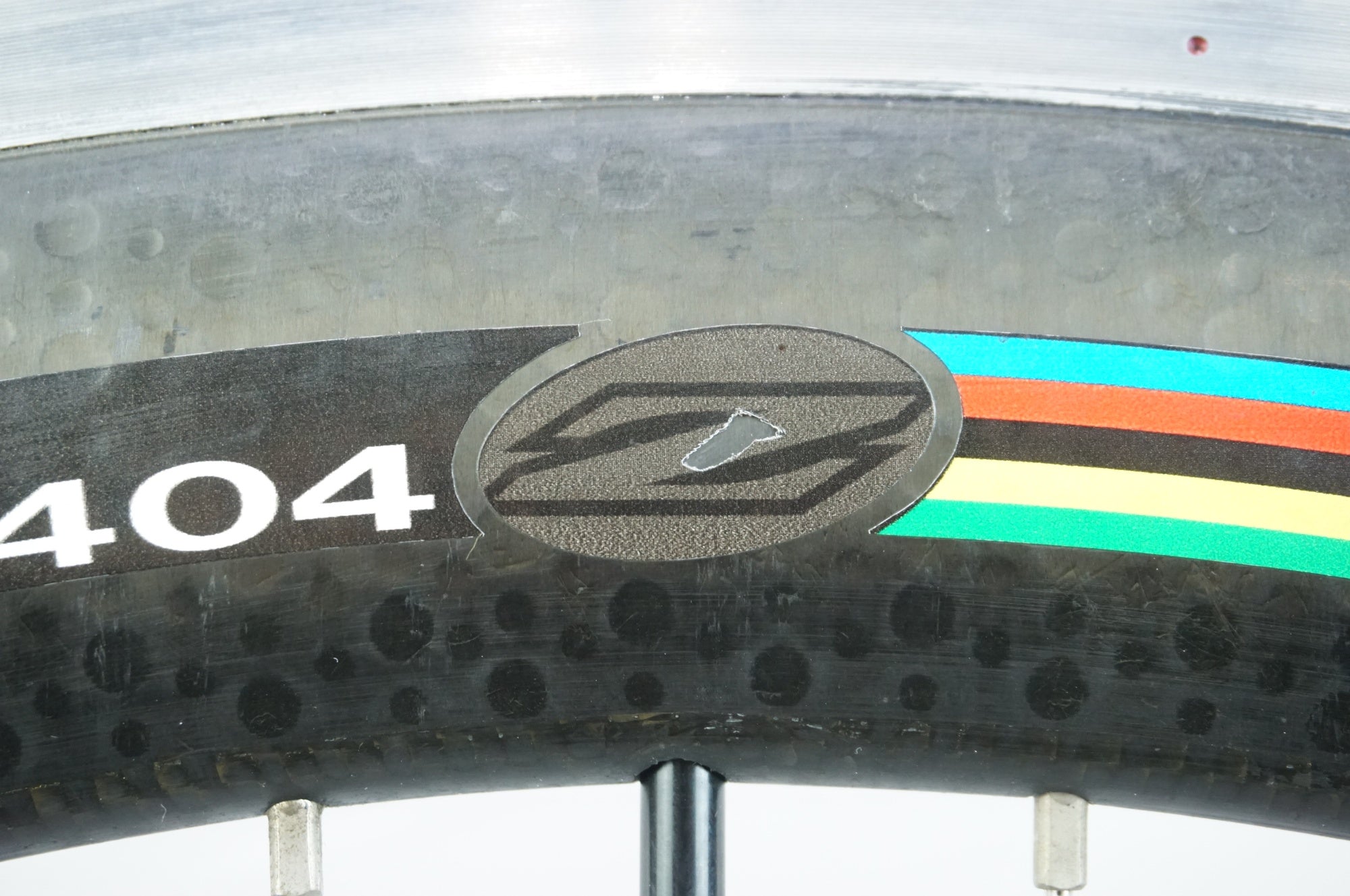 ZIPP 「ジップ」 404 カーボンリム WHITE INDUSTRIES ONE エキセントリック ハブ リアホイール / 中目黒店