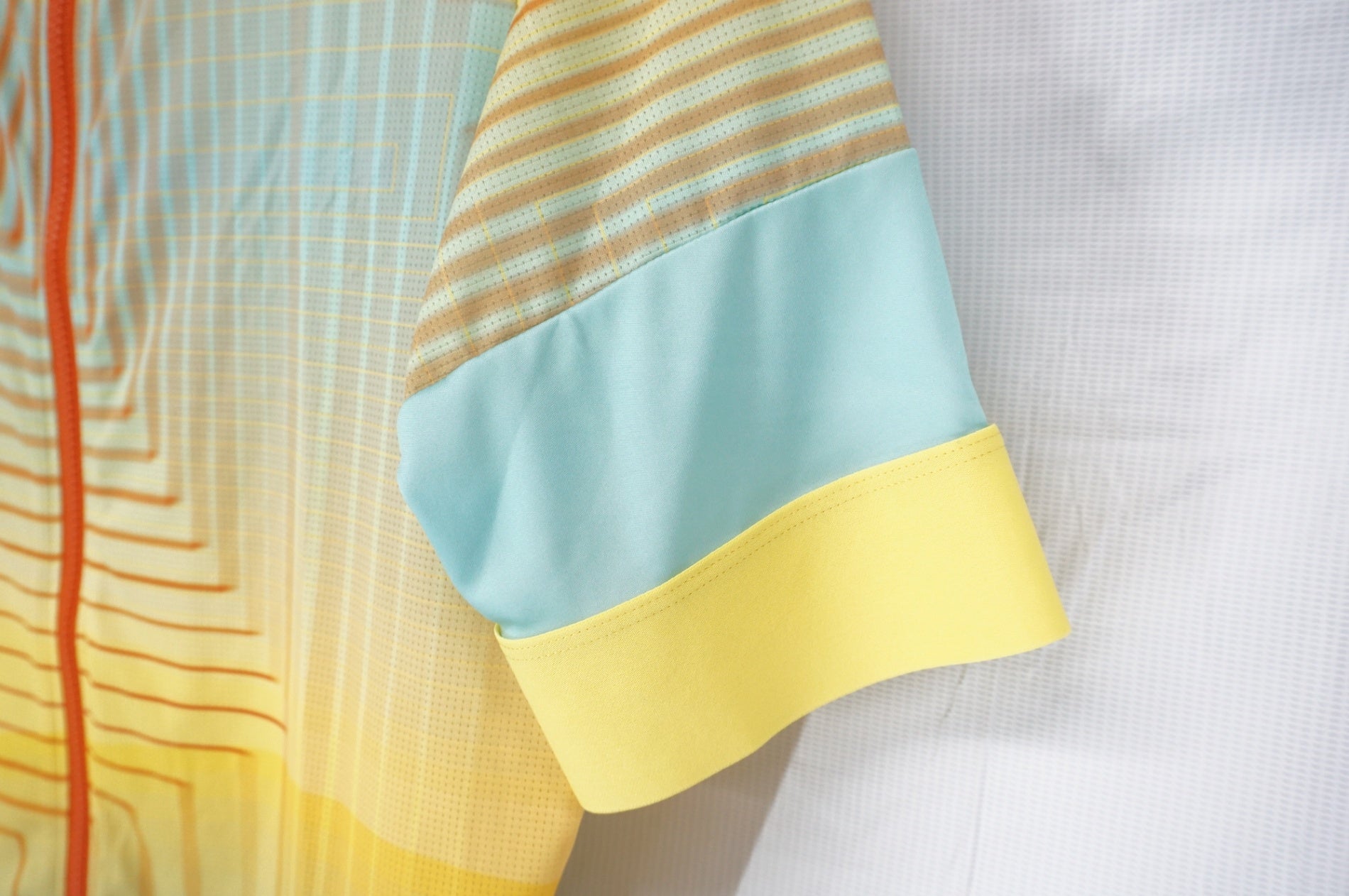 RAPHA 「ラファ」 TUNNEL VISION PT TRAINING Sサイズ ジャージ / 阪急塚口店