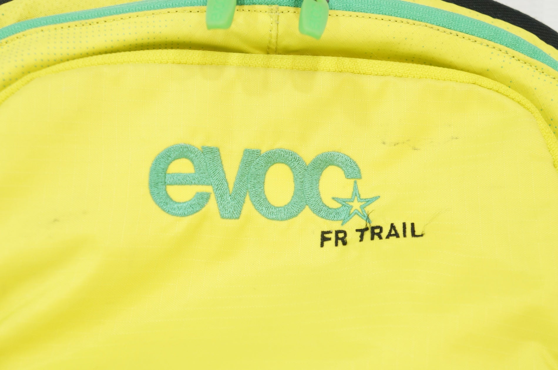 EVOC 「イーボック」 FR TRAIL バックパック / バイチャリ浦和ベース