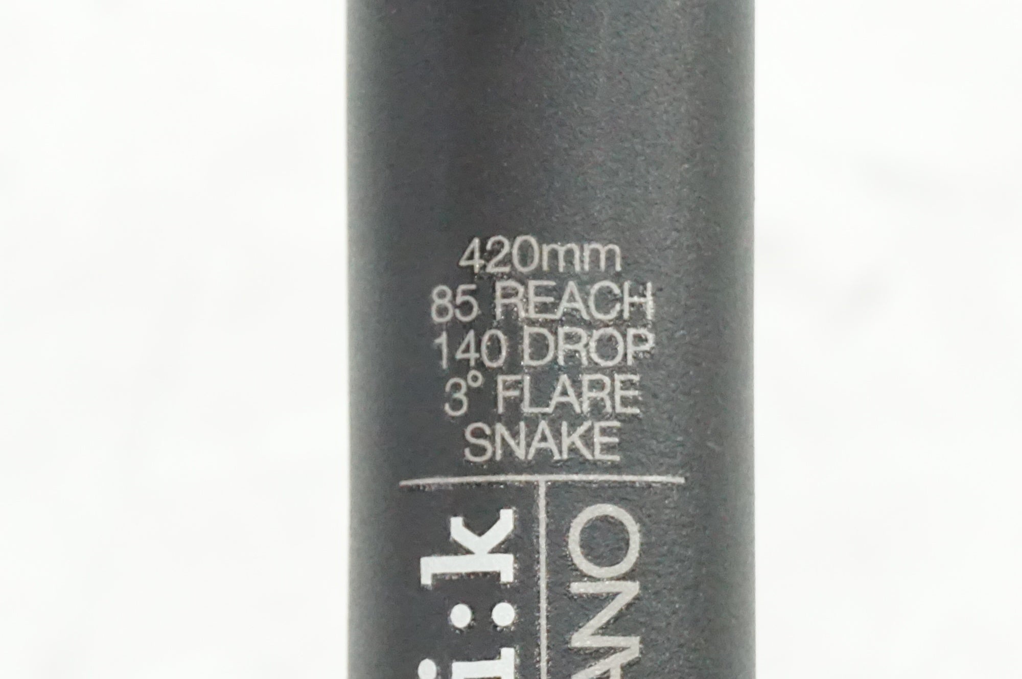 FIZIK 「フィジーク」 CYRANO R3 420mm φ31.8 ハンドル / 大宮店