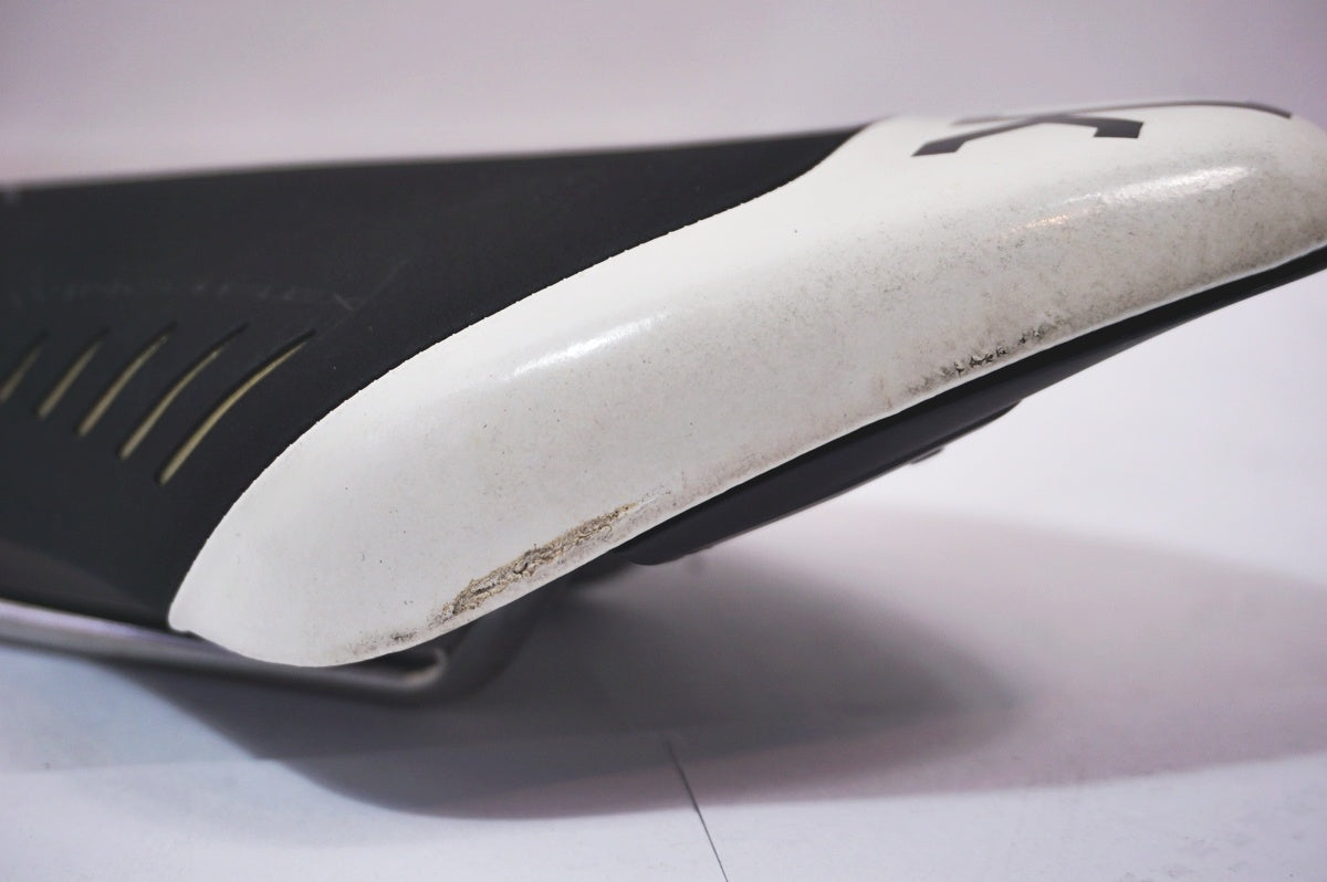 FIZIK 「フィジーク」 ARIONE K3 サドル / バイチャリ世田谷店