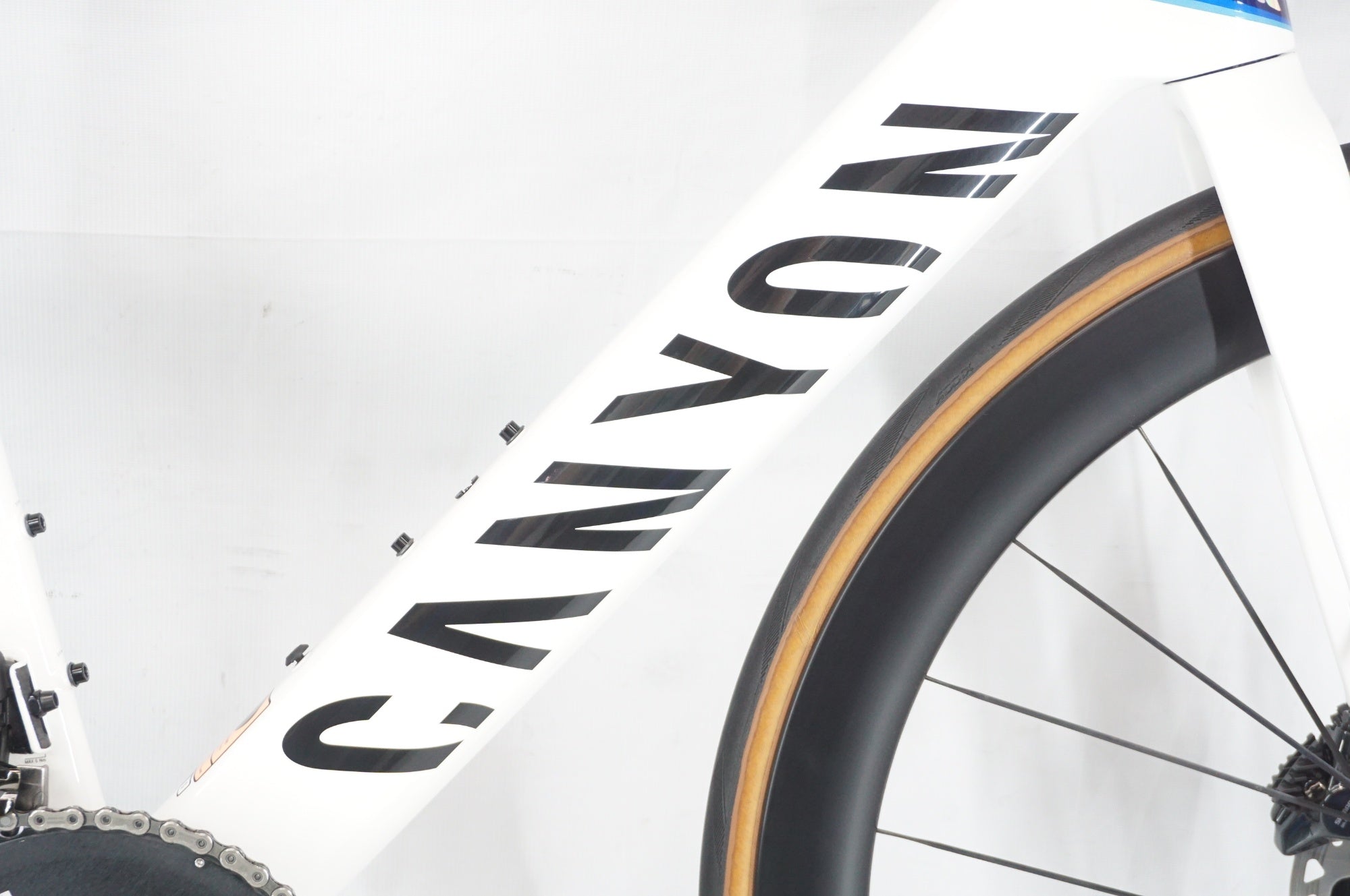 CANYON 「キャニオン」 AEROAD CFR DI2 2022年モデル ロードバイク / 阪急塚口店