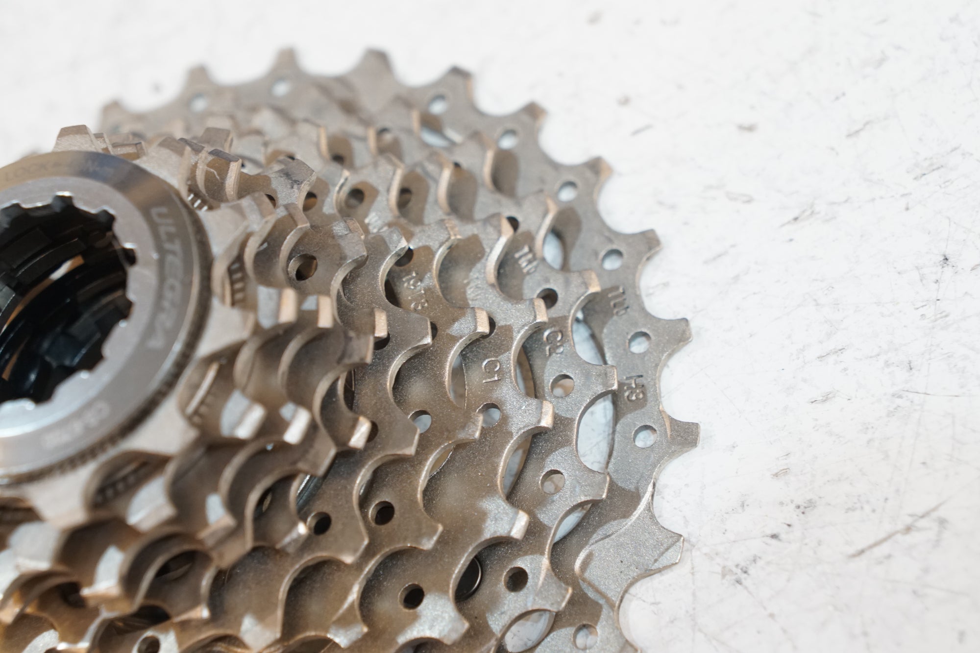 SHIMANO 「シマノ」 ULTEGRA CS-6700 11-28T スプロケット / バイチャリ浦和ベース