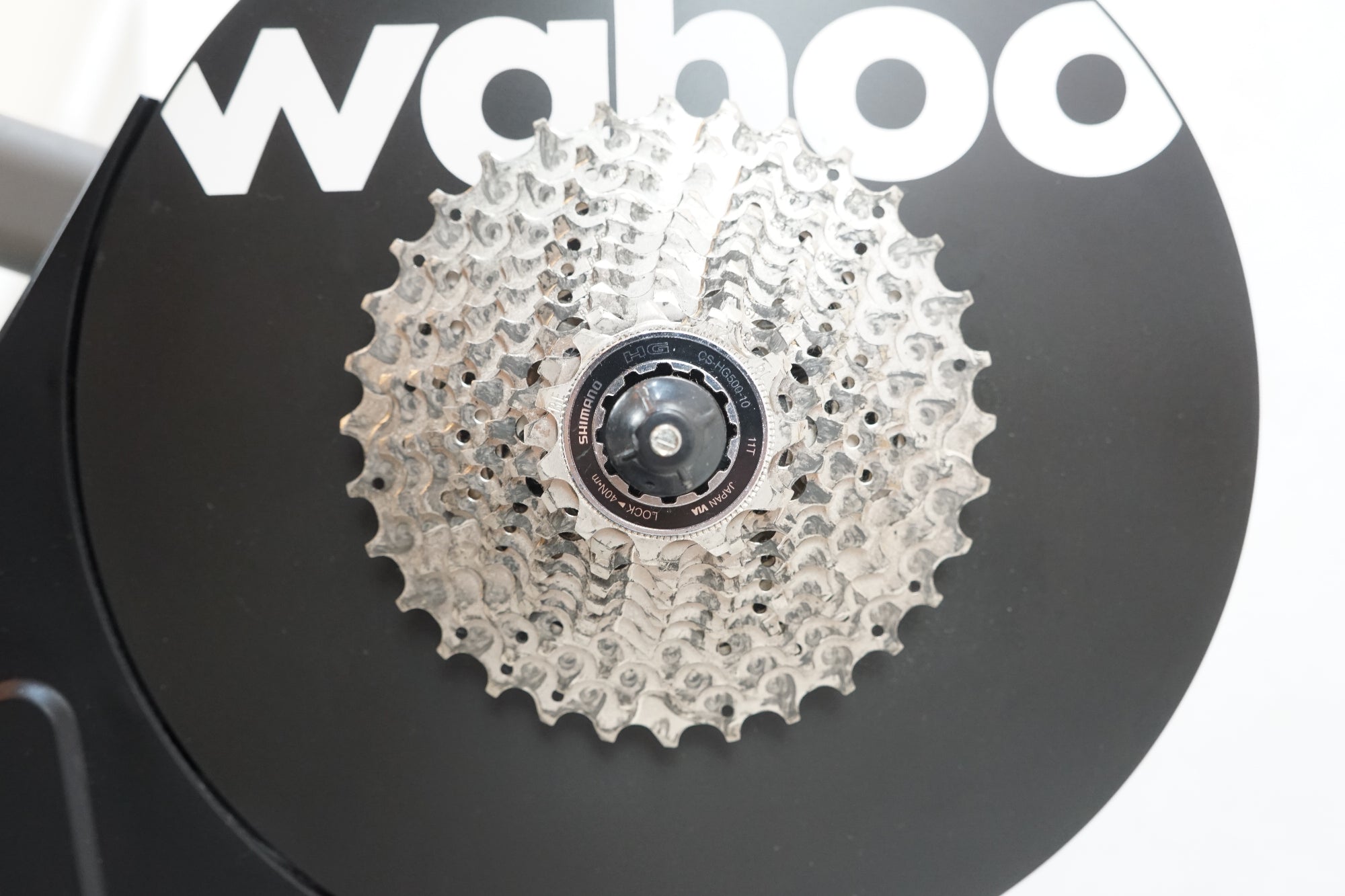 WAHOO 「ワフー」 KICKR V4 WF113 スマートトレーナー / バイチャリ浦和ベース