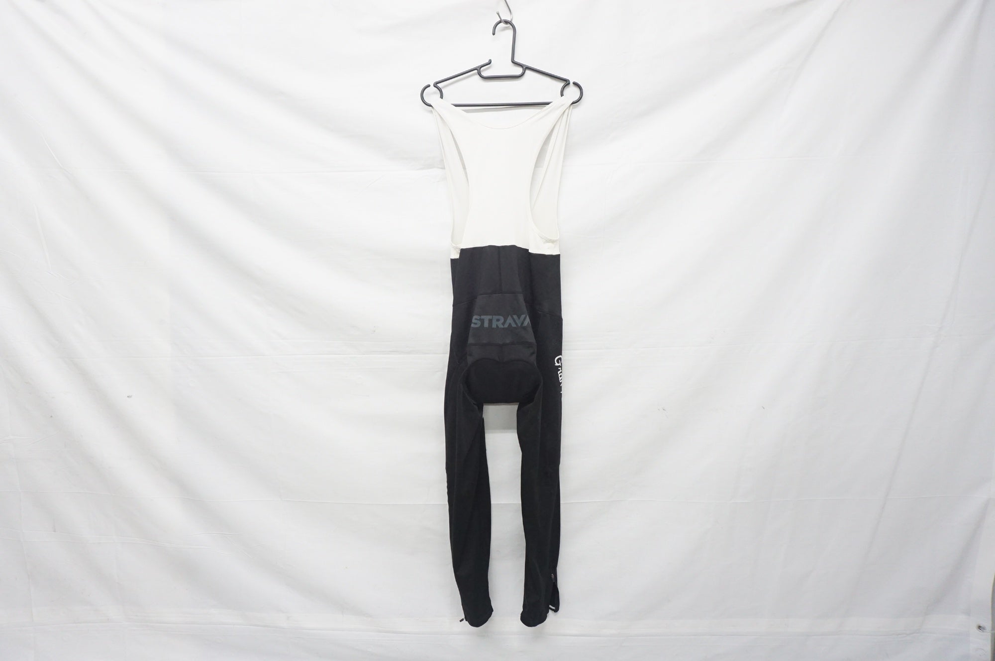 STRAVA 「ストラバ」 XLサイズ ビブショーツ / 阪急塚口店