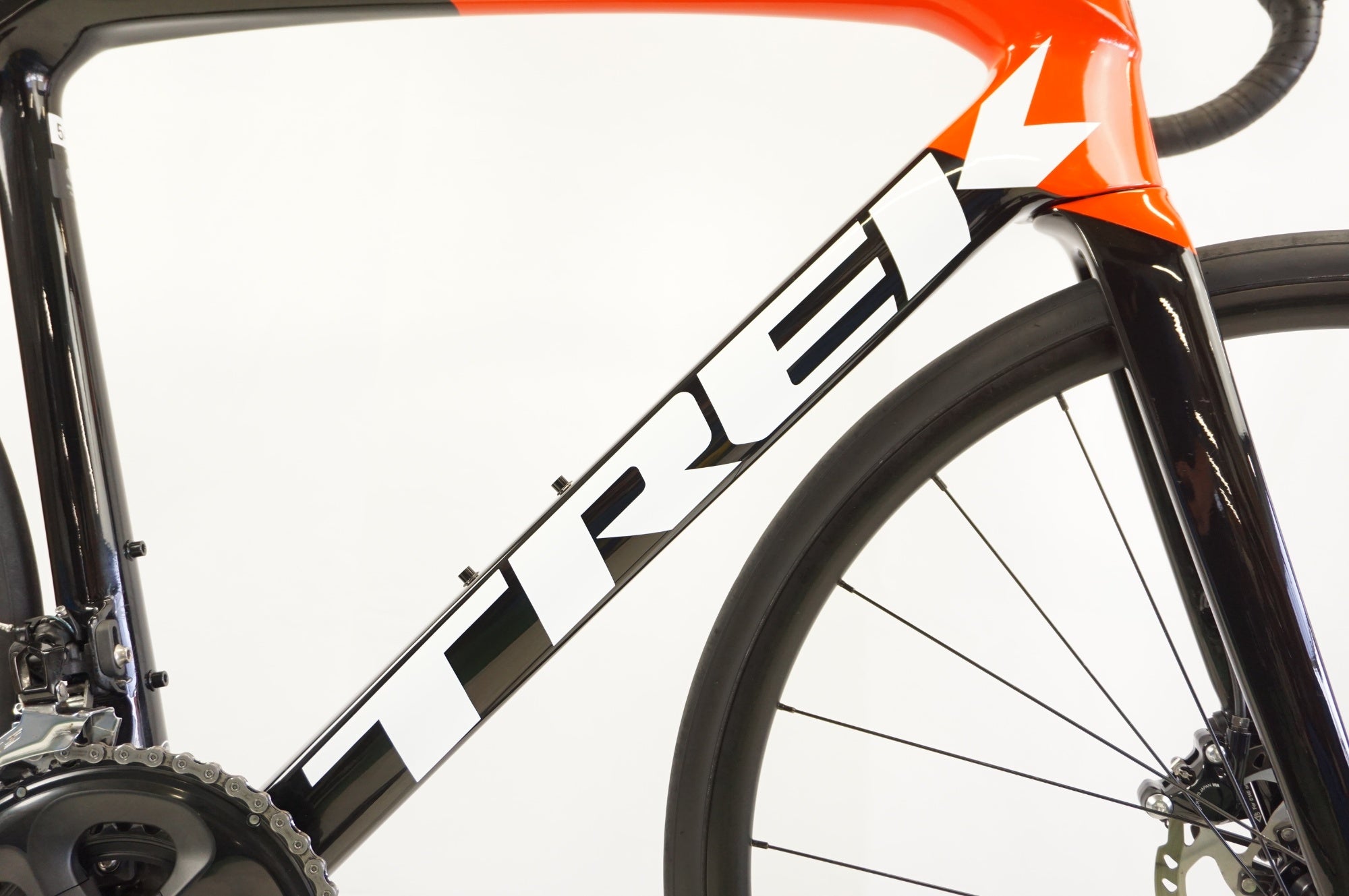 TREK 「トレック」 EMONDA SL 5 DISC 2022年モデル ロードバイク / 宇都宮店