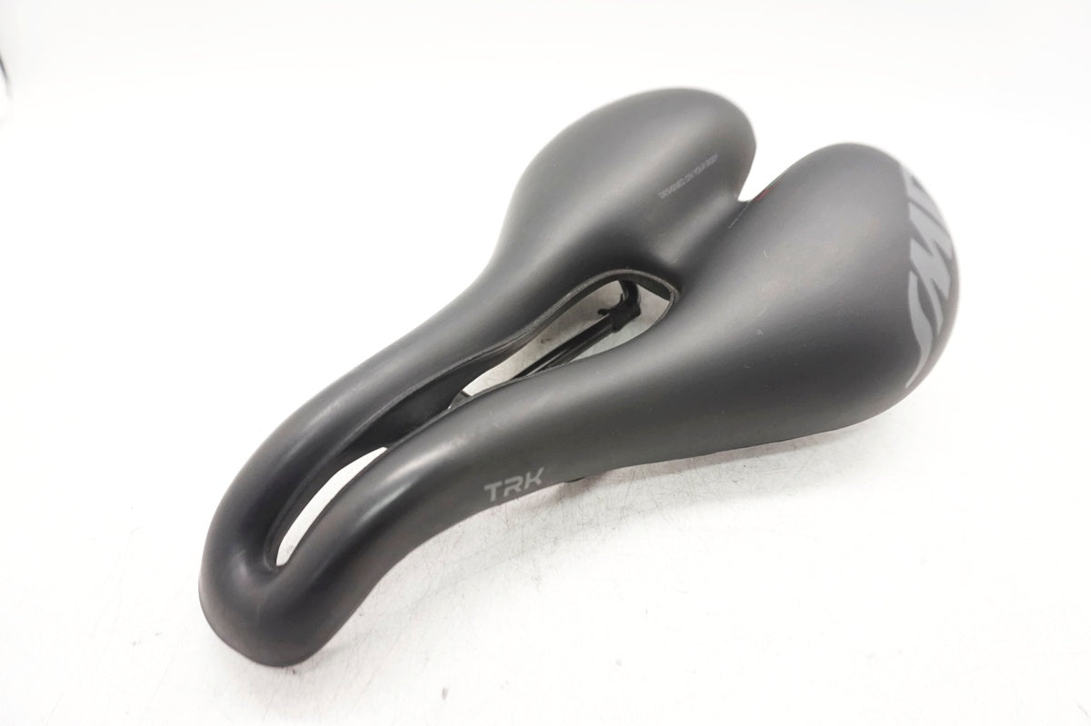 SELLE SMP 「セラエスエムピー」 TRK サドル / 大阪門真店