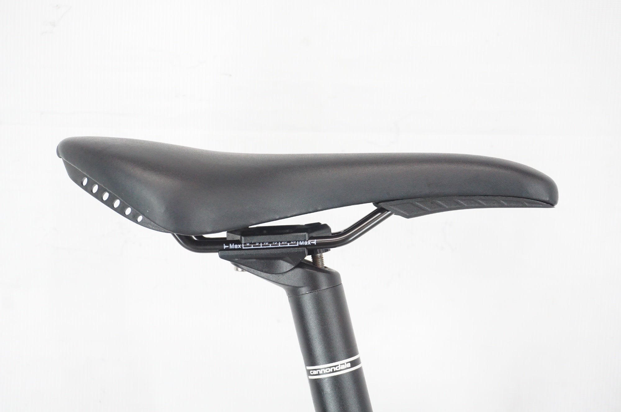 CANNONDALE 「キャノンデール」 SUPERSIX 6 TIAGRA 2013年モデル ロードバイク / 阪急塚口店