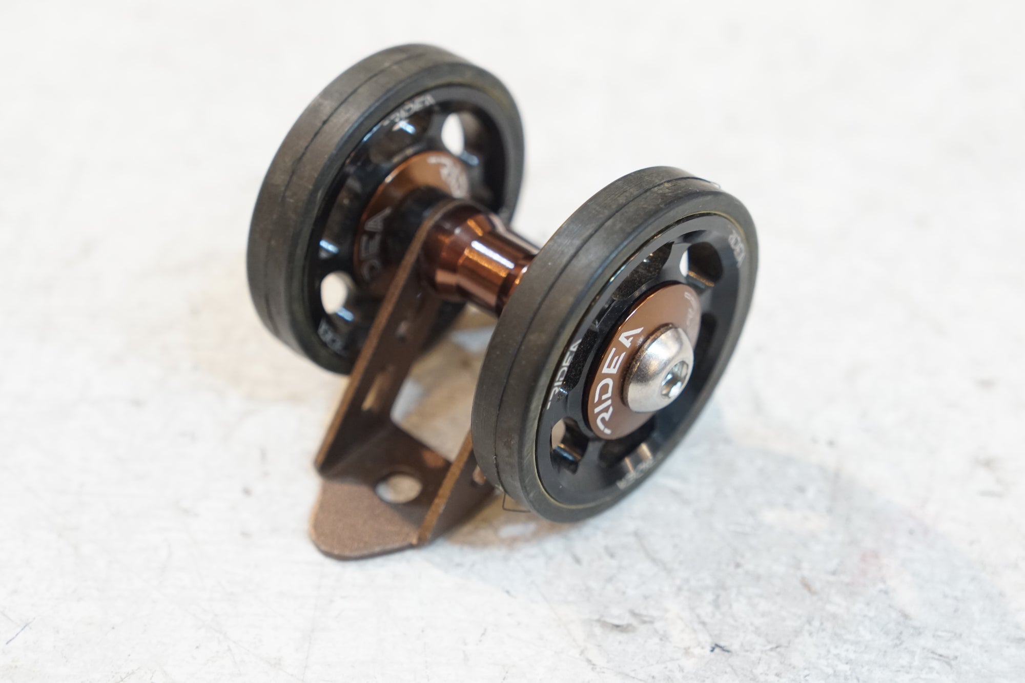 RIDEA 「リデア」 Rear Mudguard Roller マッドガード ローラー / バイチャリ浦和ベース