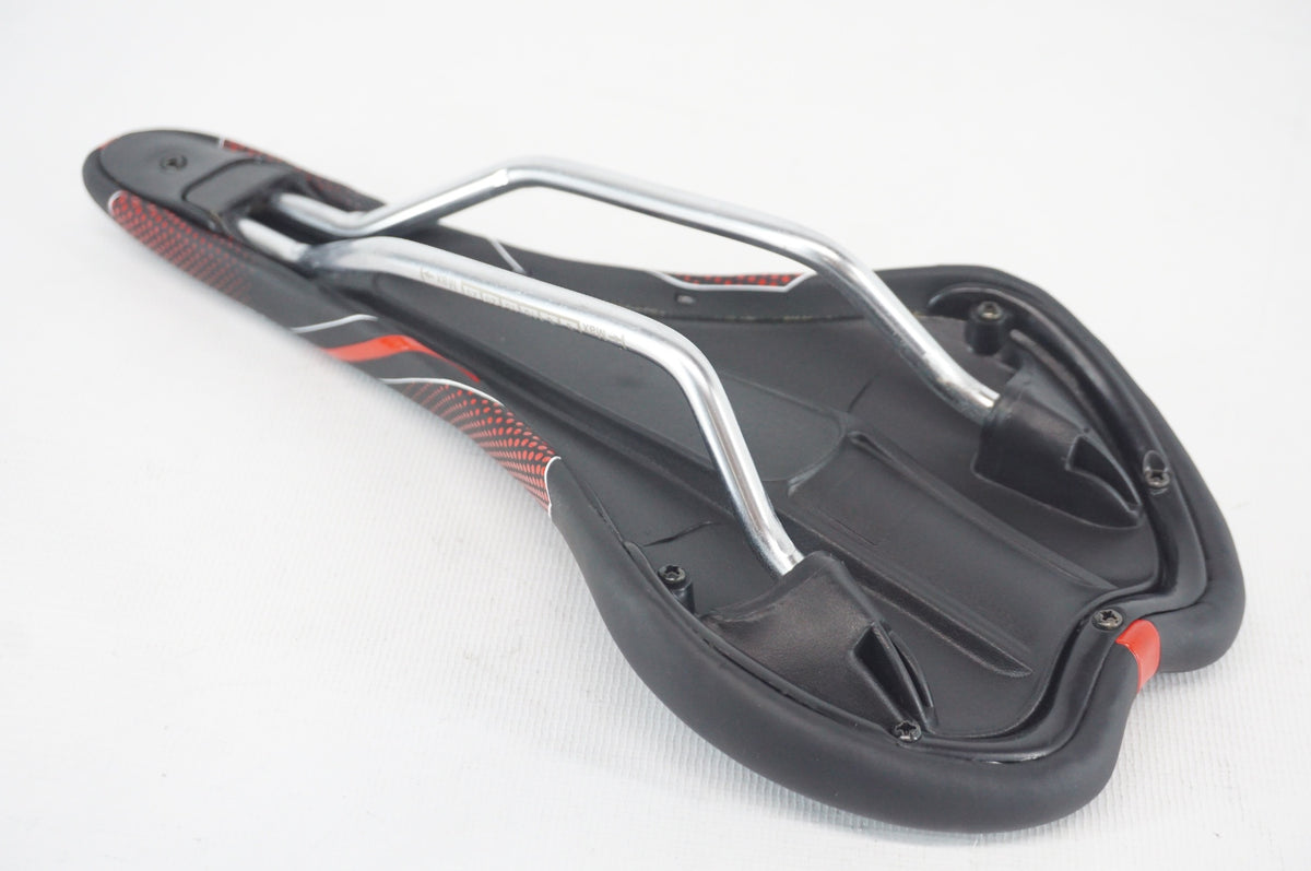 SELLE ITALIA 「セライタリア」 SLR MONOLINK FRICTION FREE サドル/ 阪急塚口店