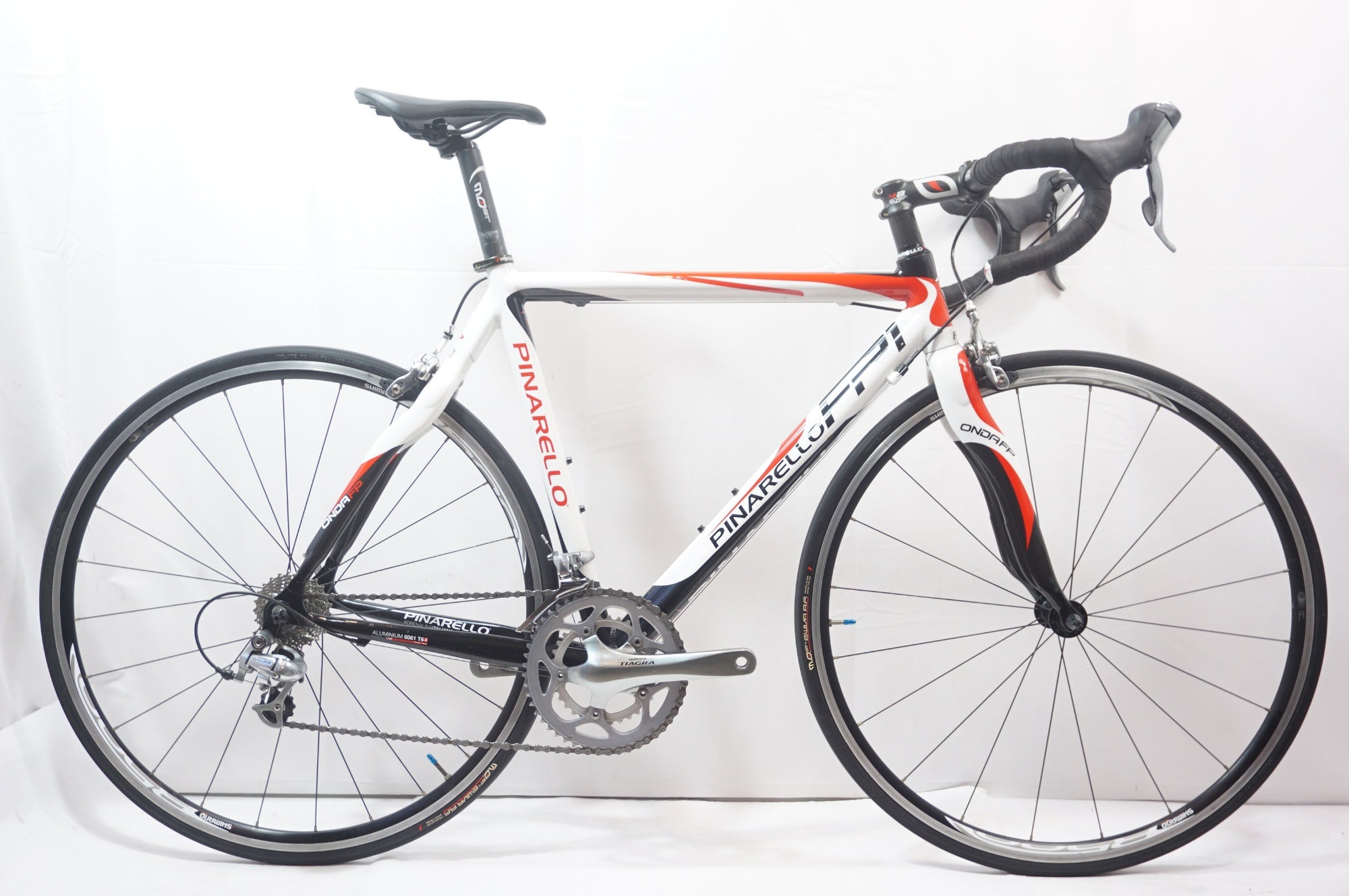 PINARELLO 「ピナレロ」 FP1 TIAGRA 2010年モデル ロードバイク / バイチャリ阪急塚口店 rc_ITIWXHR80MUM_tSZX PINARELLO 「ピナレロ」 FP1 TIAGRA 2010年モデル ロードバイク