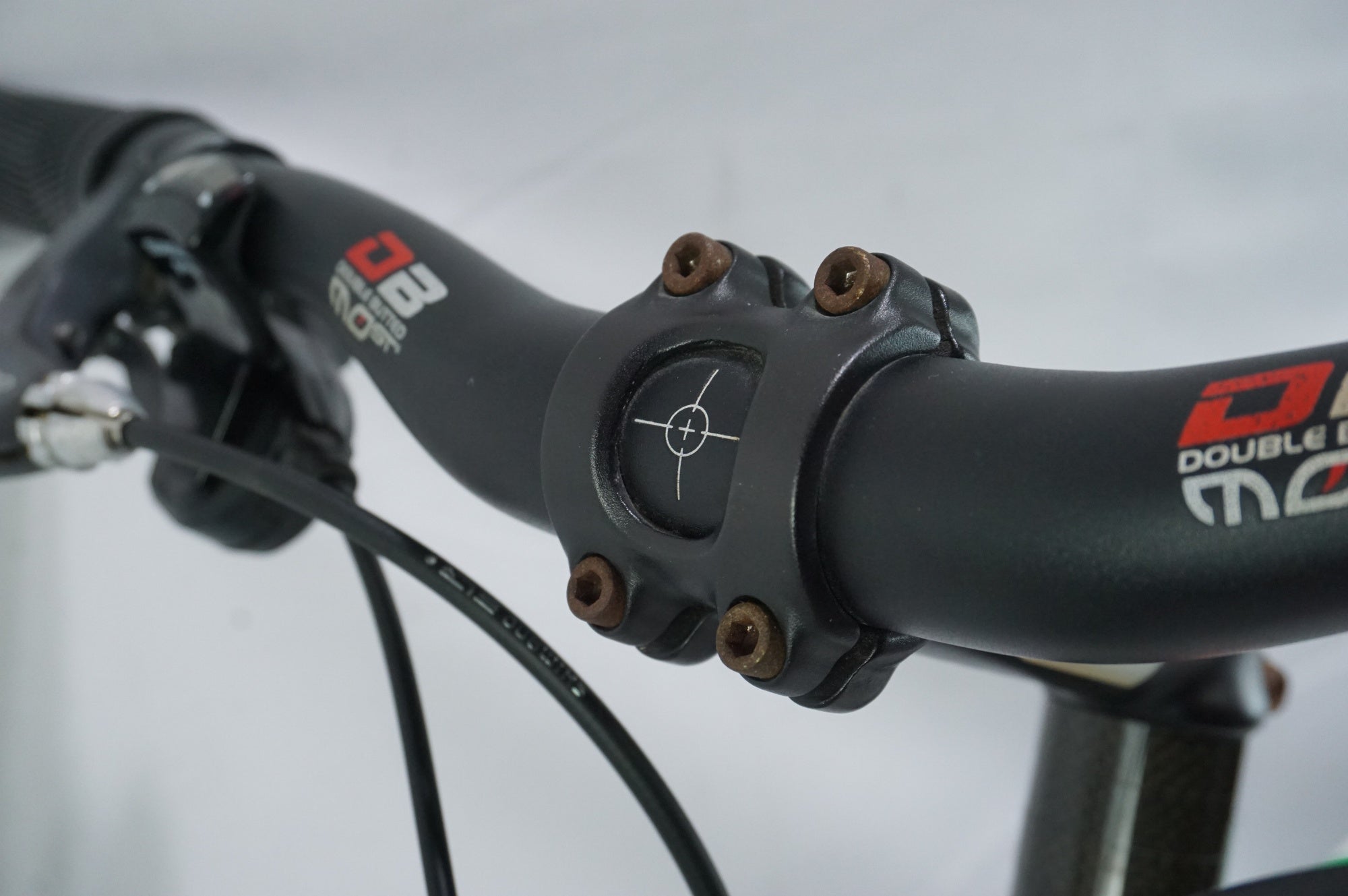 PINARELLO 「ピナレロ」 TREVISO 2011年モデル フラットバーロード / 中目黒店