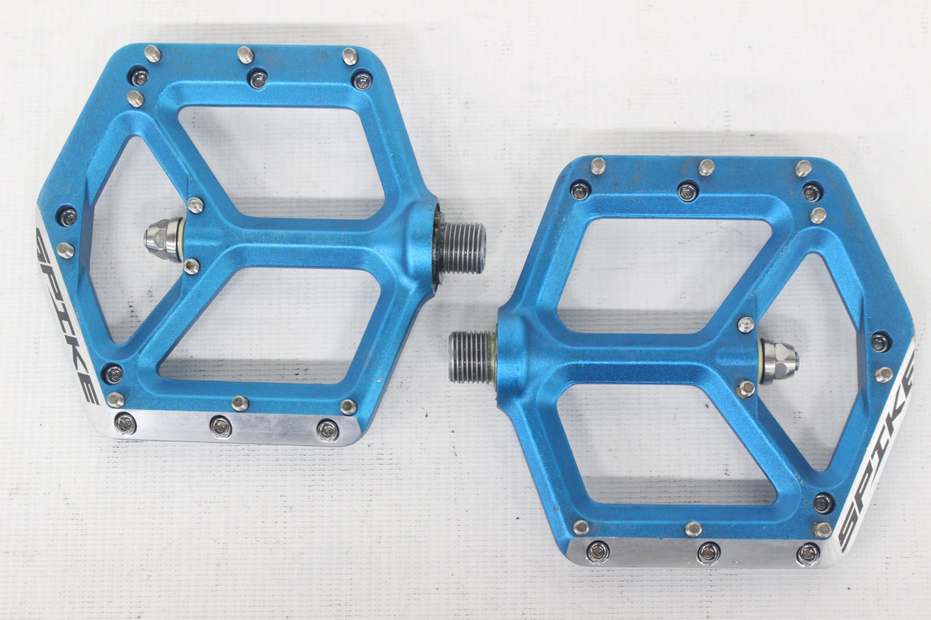 SPANK 「スパンク」 SPIKE FLAT ペダル / 阪急塚口店