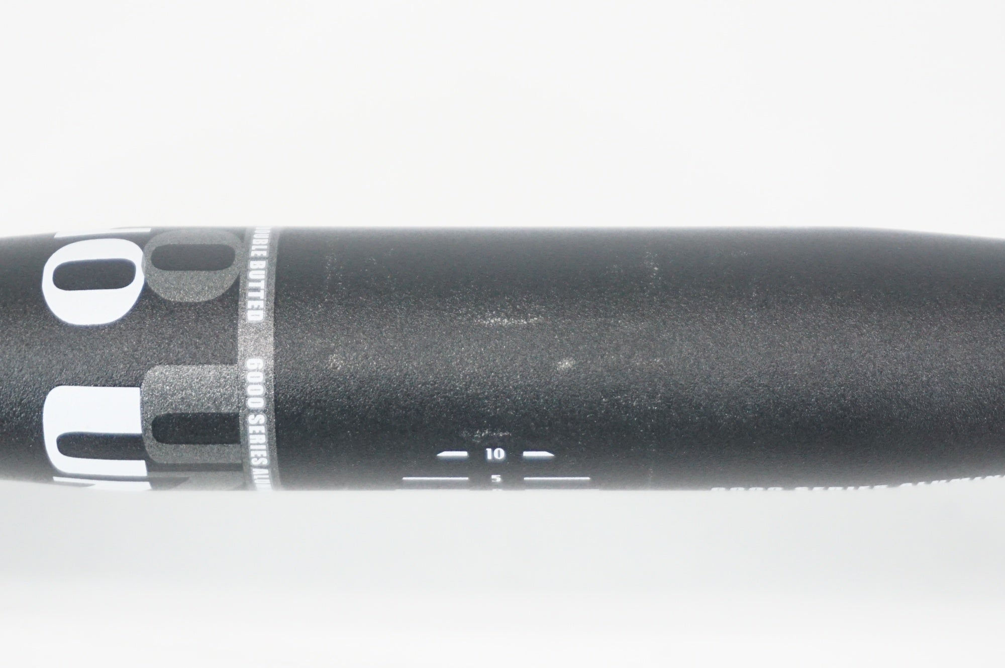 UNO 「ウノ」 Φ31.8 420mm ハンドル / 阪急塚口店