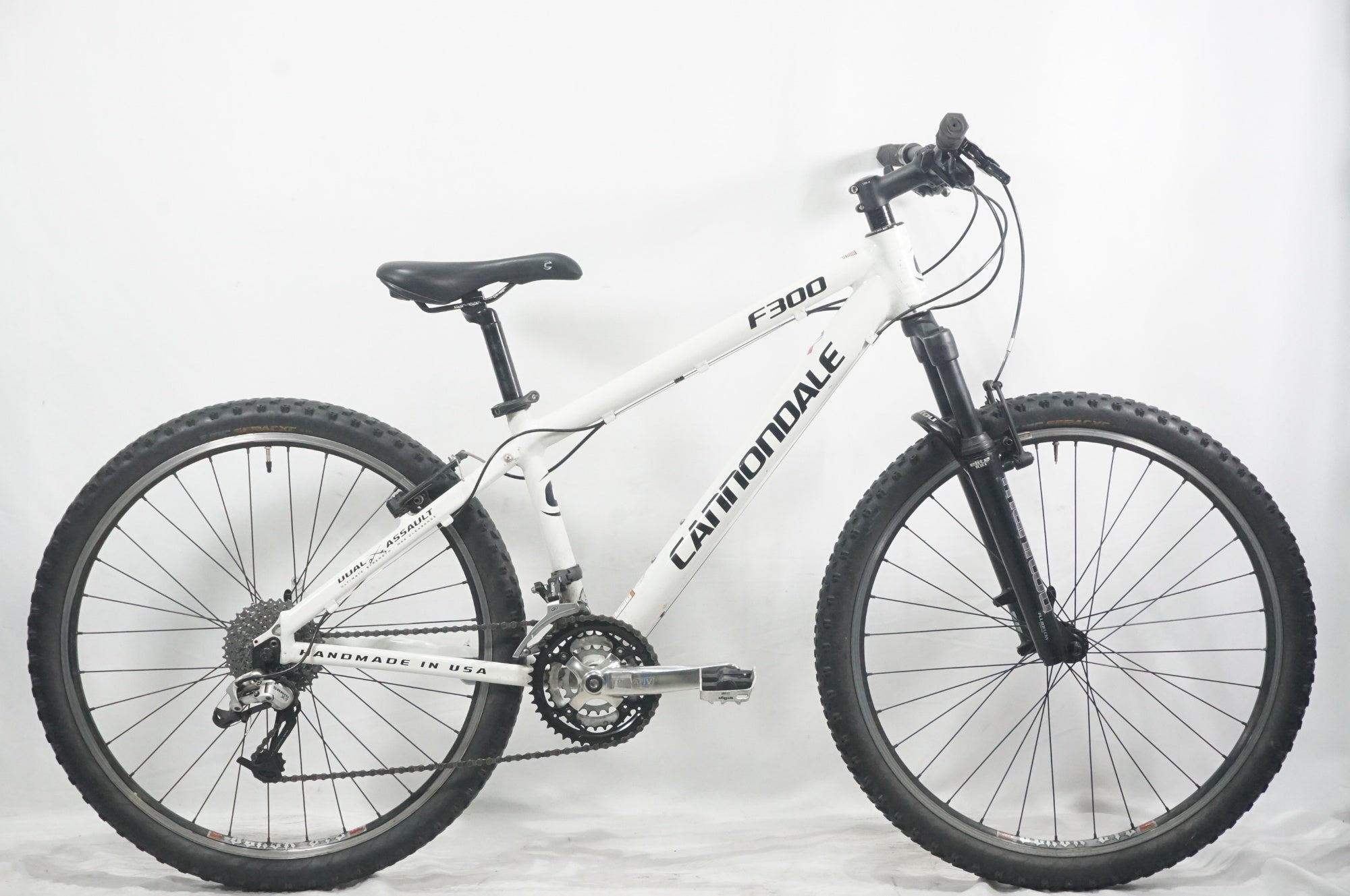 ジャンク CANNONDALE 「キャノンデール」 F300 2001年モデル