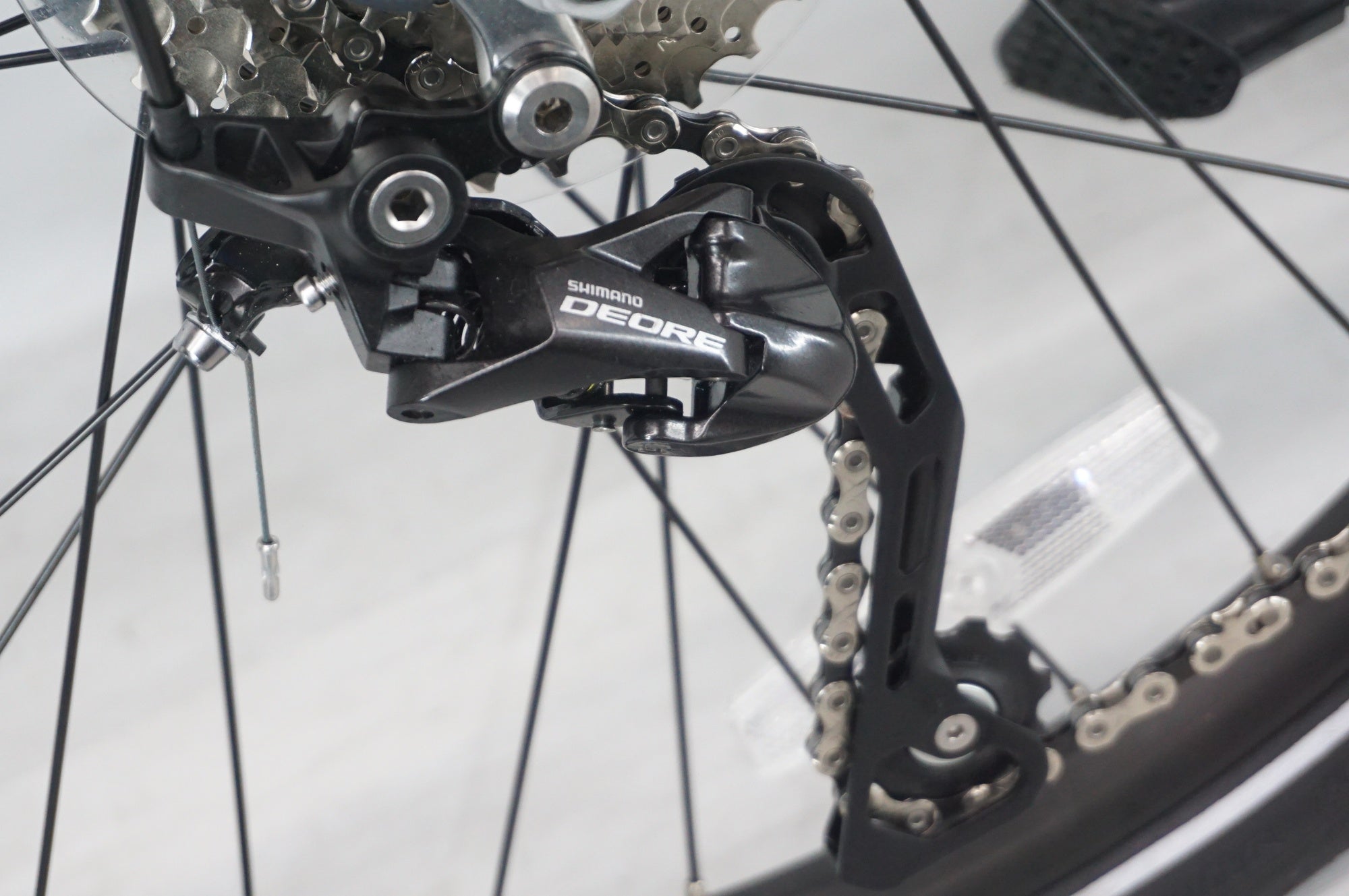 BESV 「ベスビー」 CF1 LINO 2025年モデル 26インチ 電動アシスト自転車 / 阪急塚口店