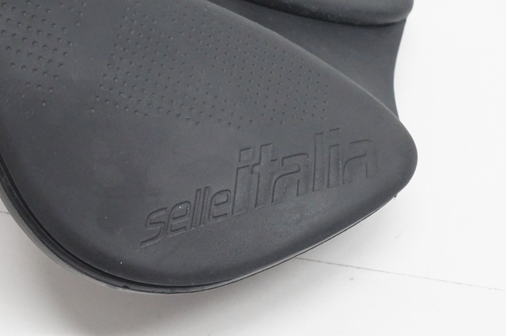 SELLE ITALIA 「セライタリア」 BOOST サドル / 福岡店