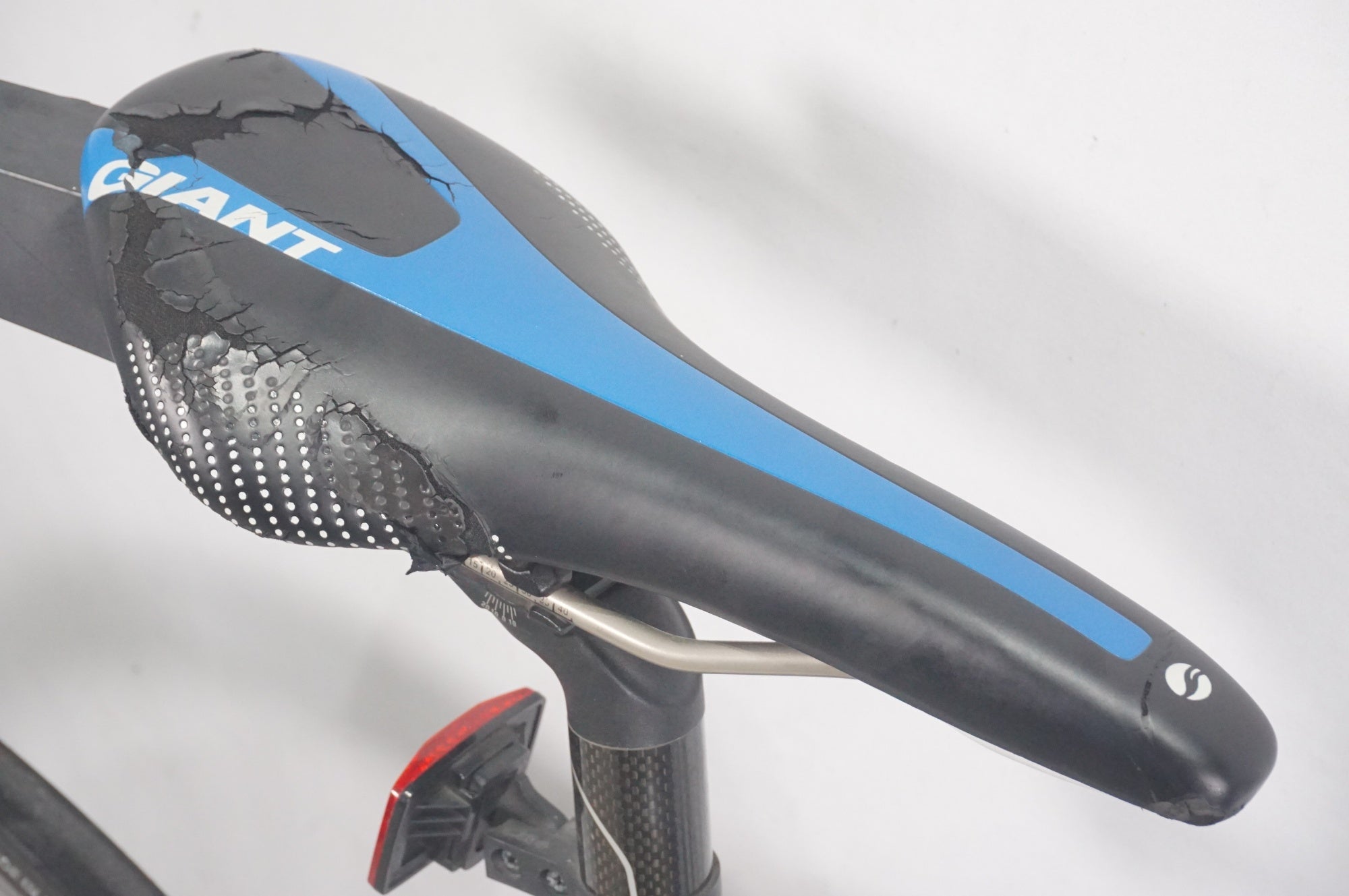 ジャンク GIANT 「ジャイアント」 TCR 0 2016年モデル ロードバイク / AKIBA店