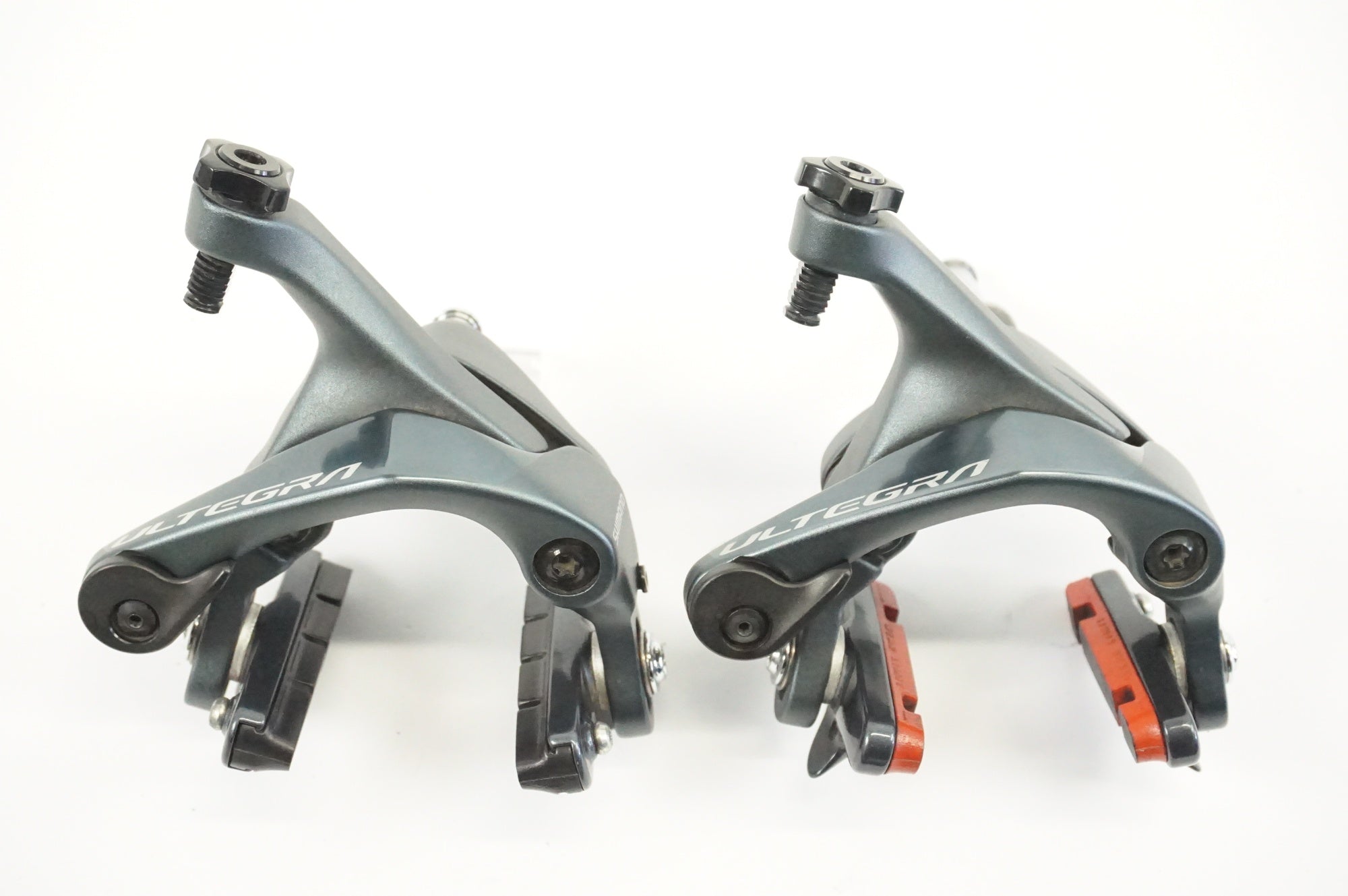 ULTEGRA デュアルピボットブレーキキャリパー