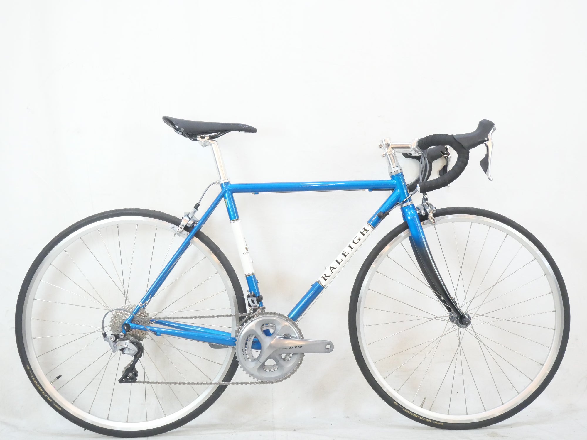 自転車本体 RALEIGH CRF Carlton-F SHIMANO 105 RALEIGH 「ラレー」 CRF CARLTON-F 2018年モデル ロードバイク