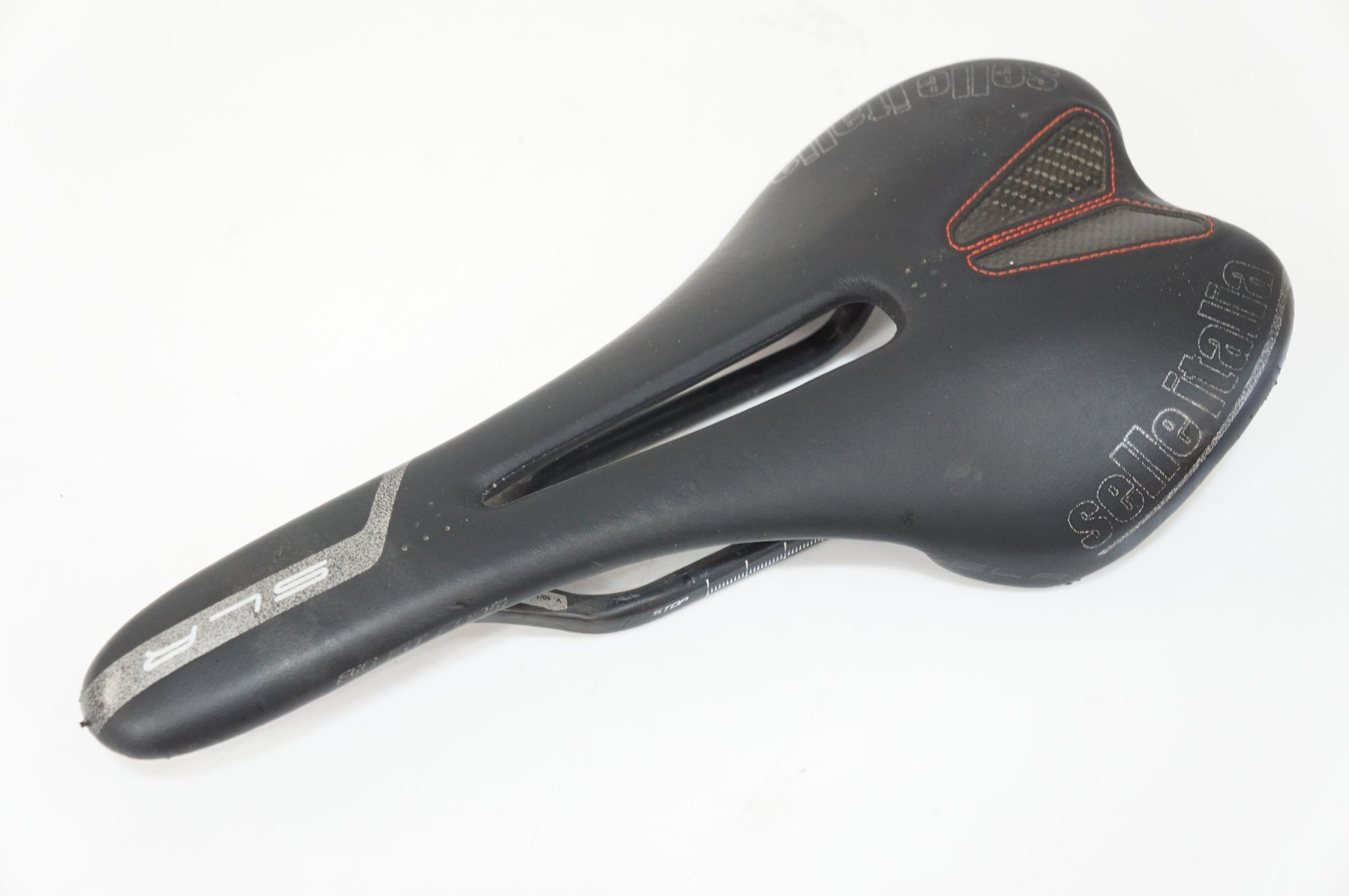 SELLE ITALIA 「セラ イタリア」 SLR カーボンレール サドル / 大宮店