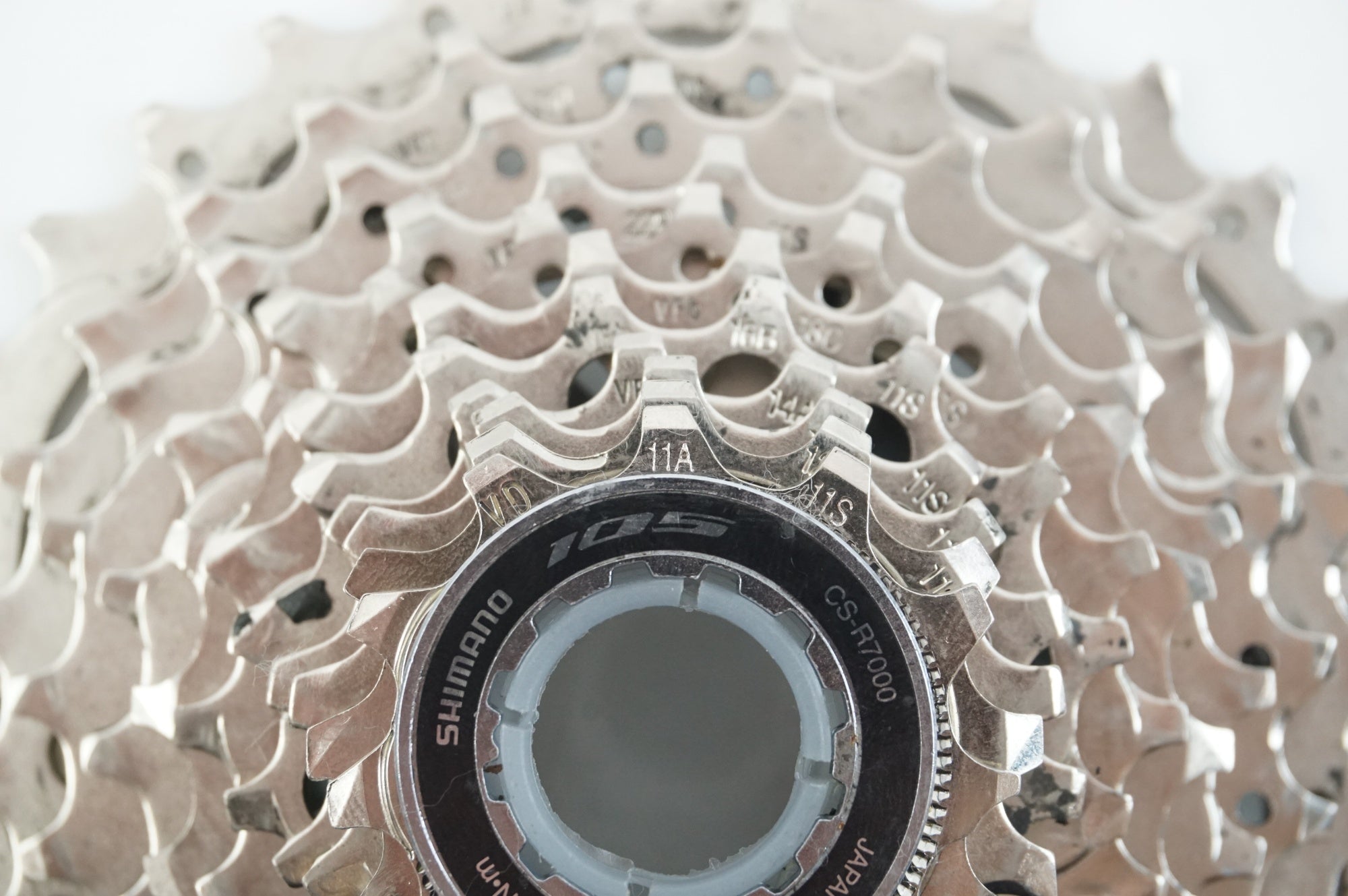 SHIMANO 「シマノ」 105 CS-R7000 11-32T スプロケット / 中目黒店