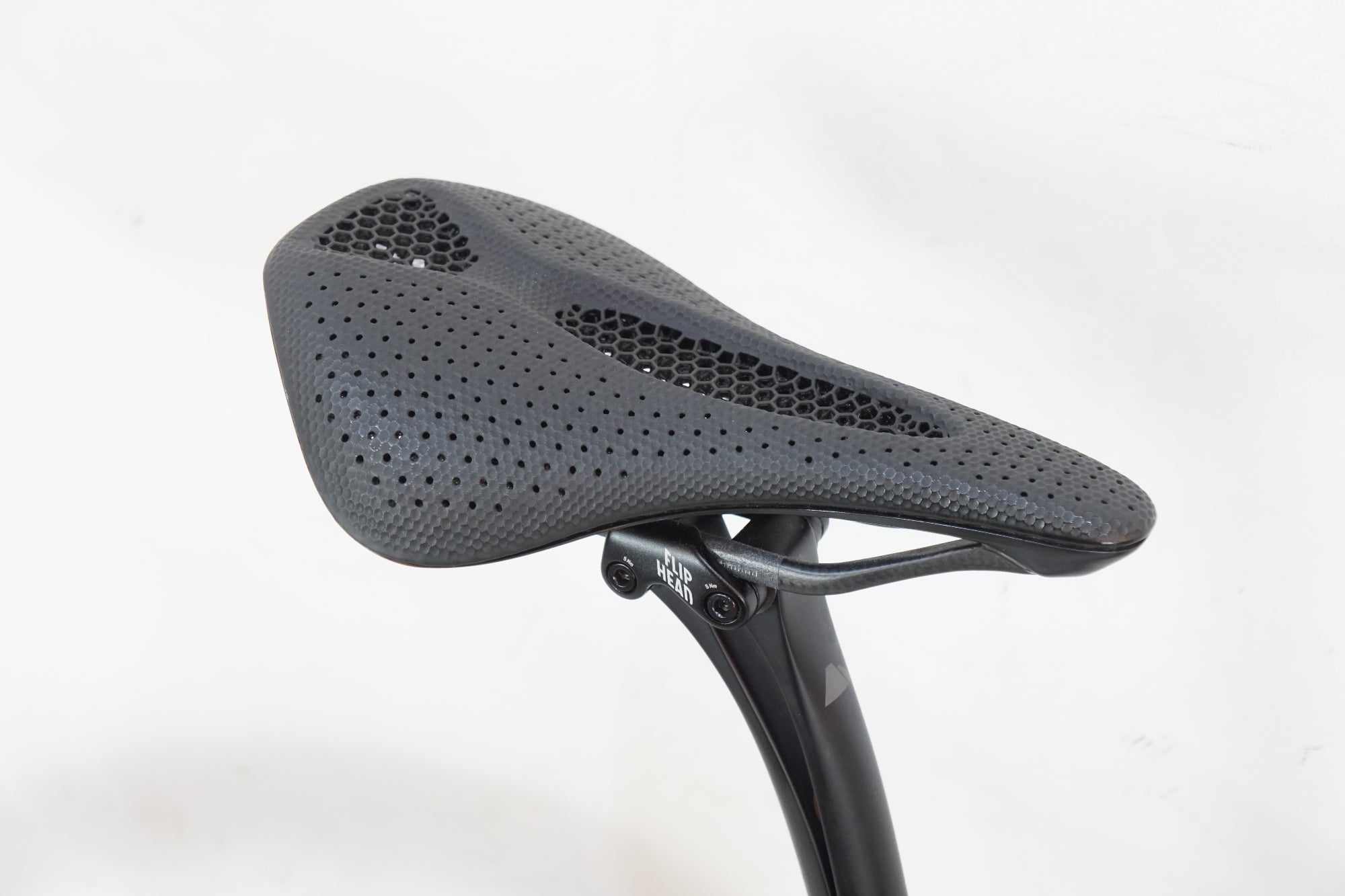 CANYON 「キャニオン」 ENDURACE CF7 ALL ROAD 2023年モデル ロードバイク / バイチャリ浦和ベース