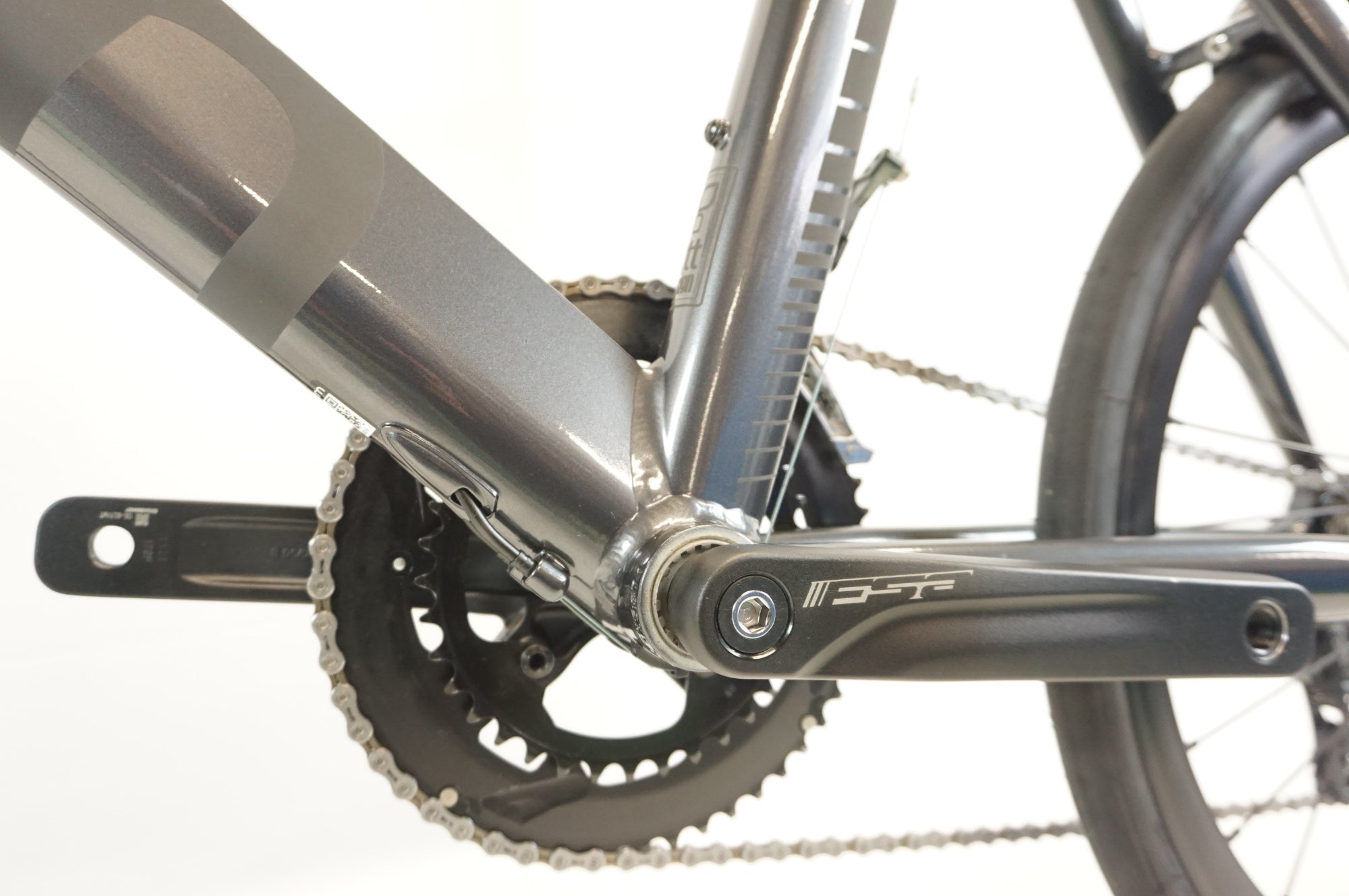 TERN 「ターン」 SURGE カスタム 2024年モデル 20インチ ミニベロ / 宇都宮店