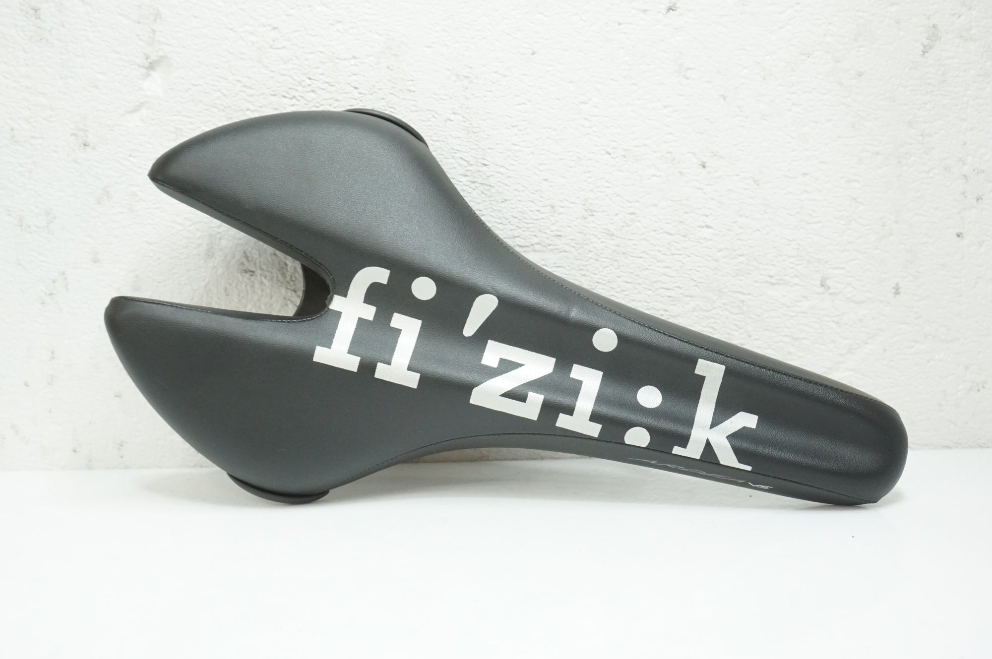 FIZIK 「フィジーク」 ARDEA VS サドル / 大宮店