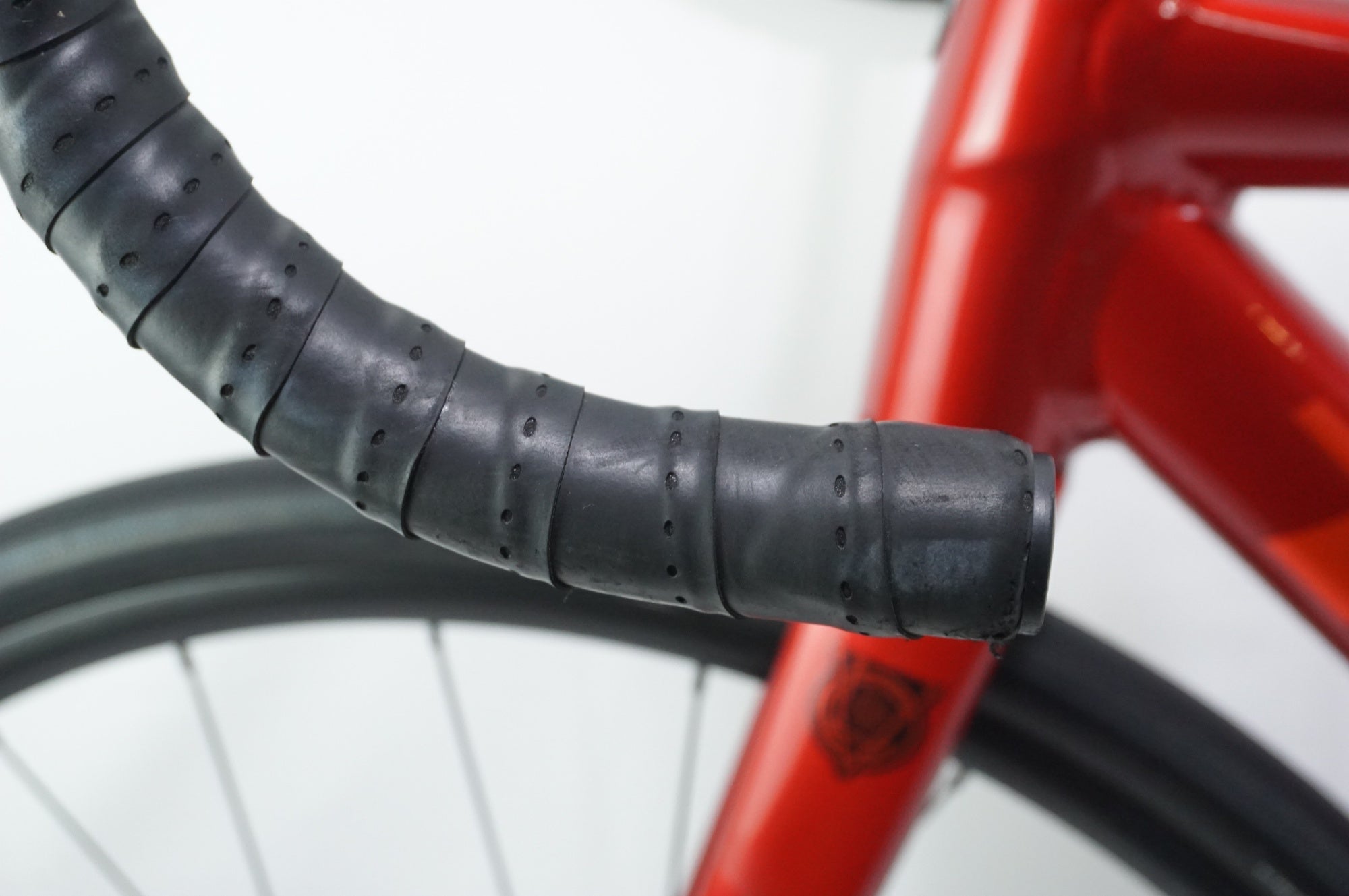 TREK 「トレック」 DOMANE AL 2 GEN 4 2025年モデル ロードバイク / 東京商品化センター