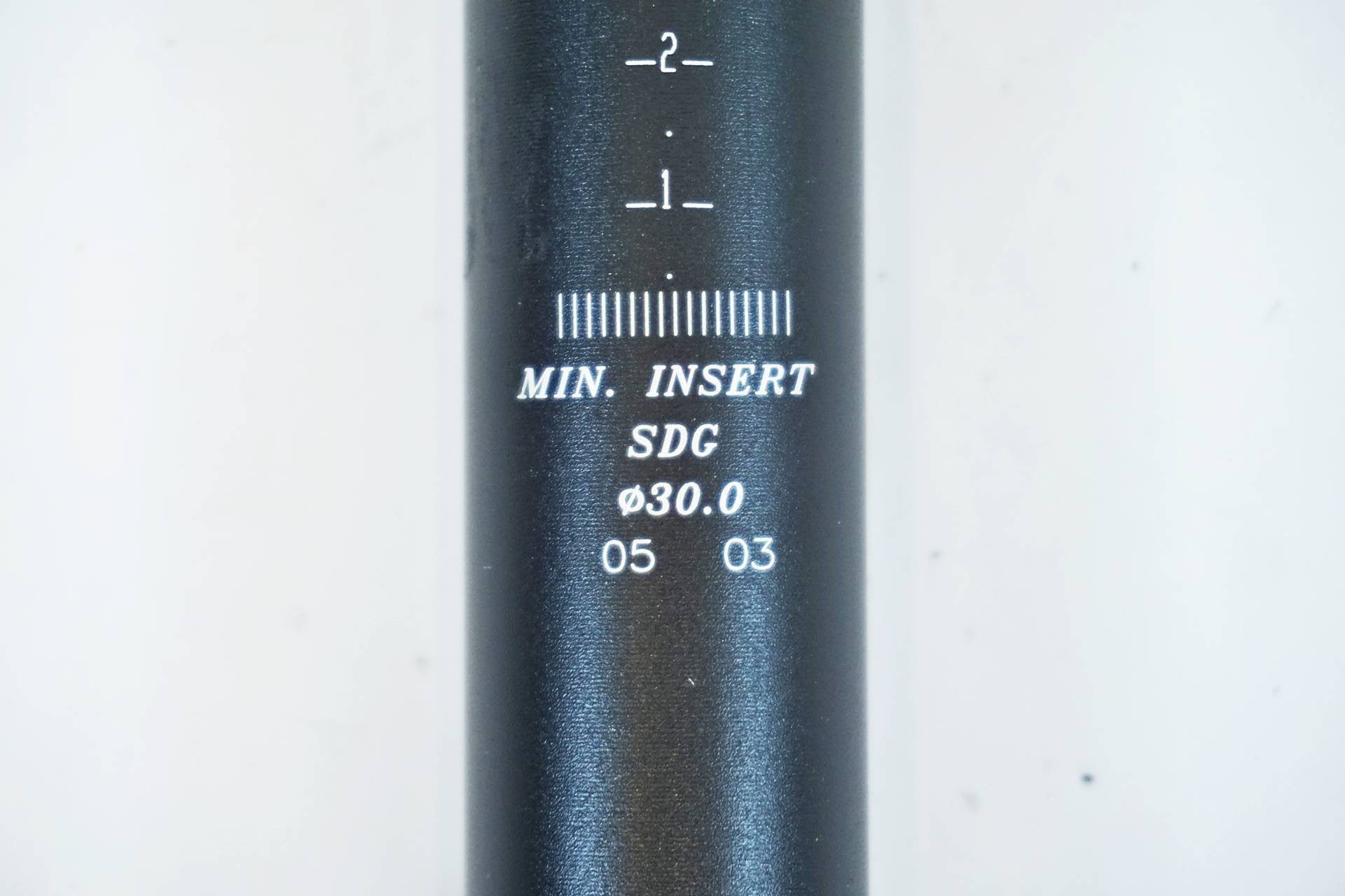 SDG 「エスディージー」 BEAM Φ30.0 310mm シートポスト / 有明ガーデン店