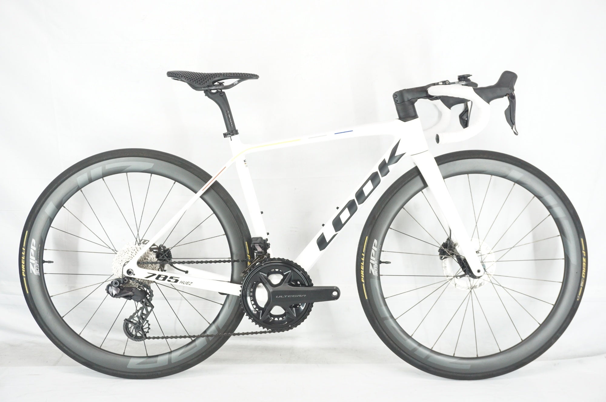 LOOK 「ルック」 785 HUEZ2 DISC ULTEGRA R8100 Di2 2025年モデル ロードバイク / 阪急塚口店